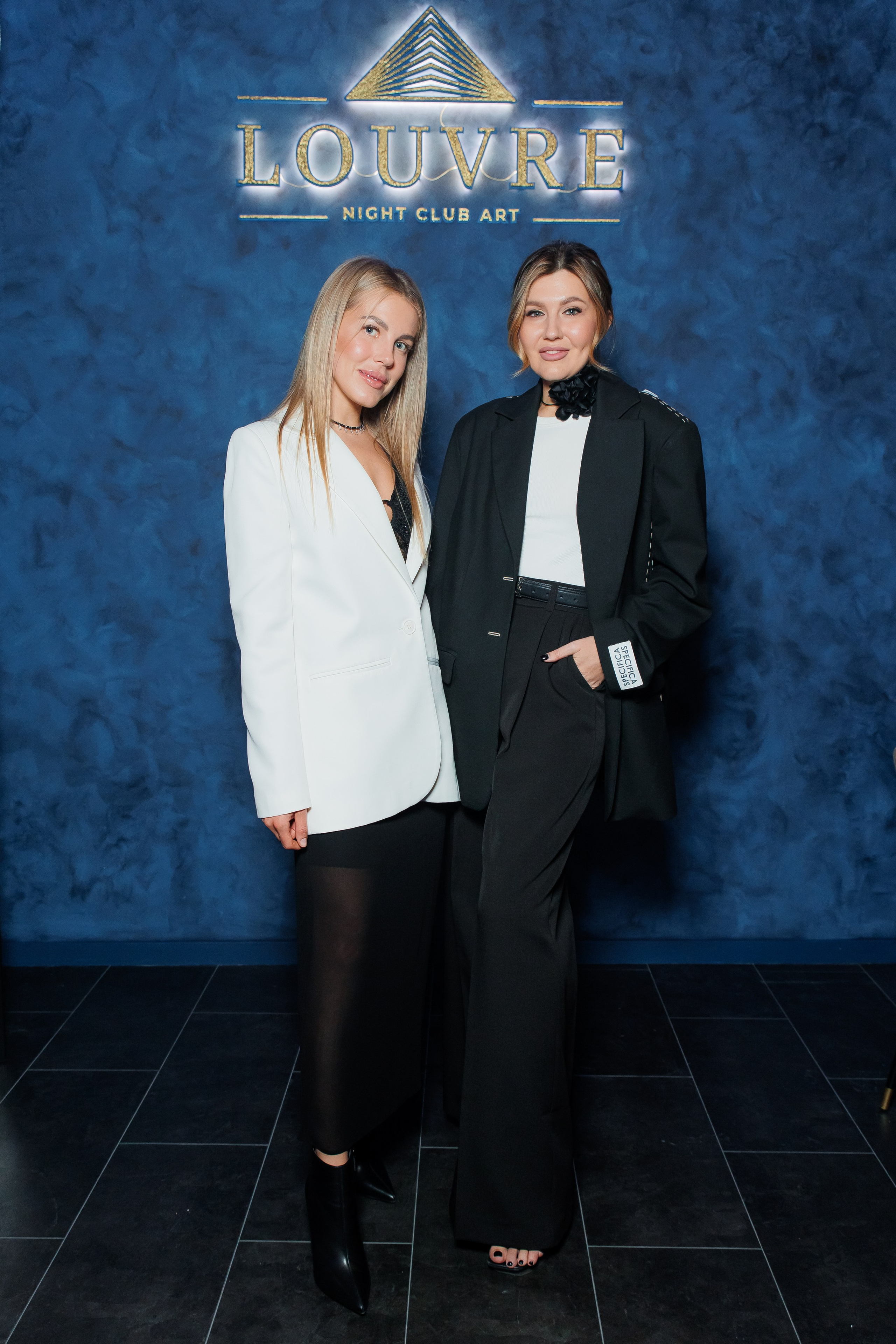 ЛУВР [Открытие Ночного клуба]. СВОИ. ФОТООТЧЕТЫ-СОБЫТИЯ-МЕСТА