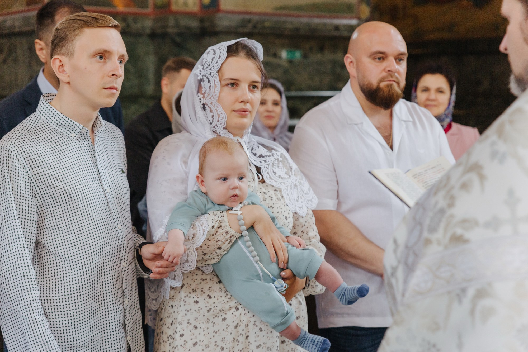 Индивидуальное крещение в Храме Воскресения Христова Спас на Крови. где красиво крестить в Питере, сколько стоит крещение в СПб, топ храмов для крестин, как выбрать церковь для крещения