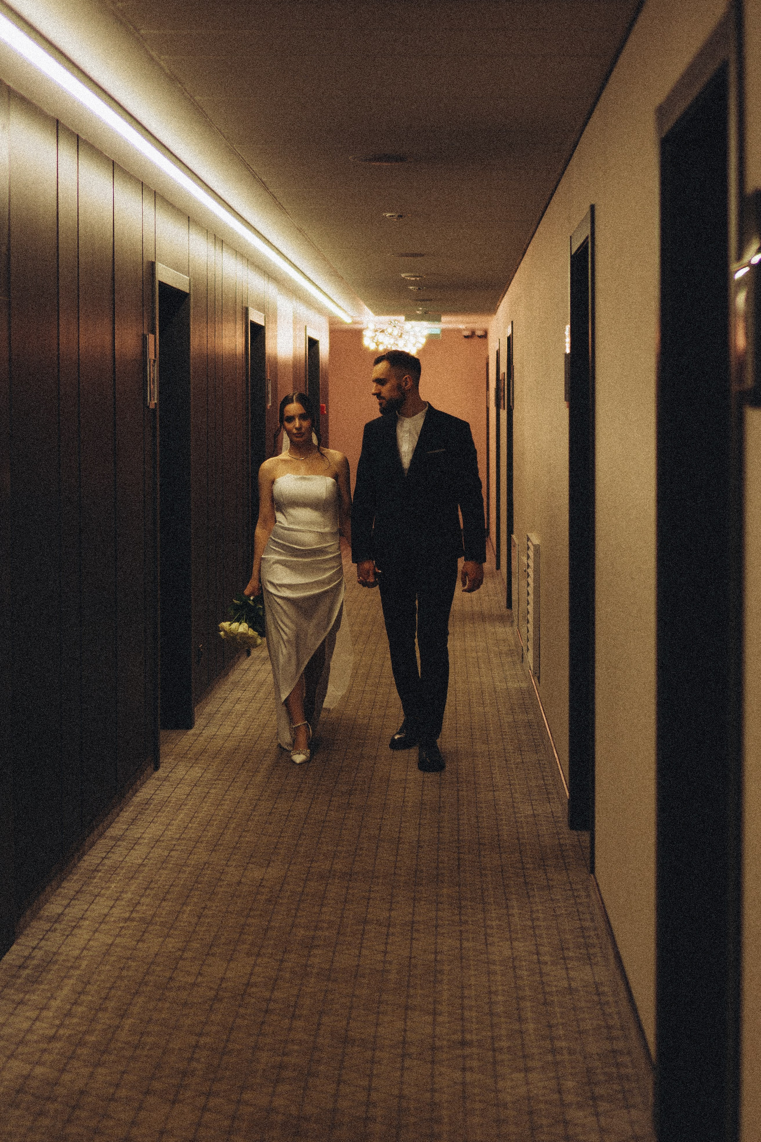 СВАДЕБНАЯ СЬЕМКА СБОРОВ ЖЕНИХА И НЕВЕСТЫ В ОТЕЛЕ И ТАКЖЕ ФОТОСЕССИИЯ В ОТЕЛЕЕ МЕГАПОЛИС БРЯНСК. Профессиональный фотограф, Санкт-Петербург — Виктория Богомолова