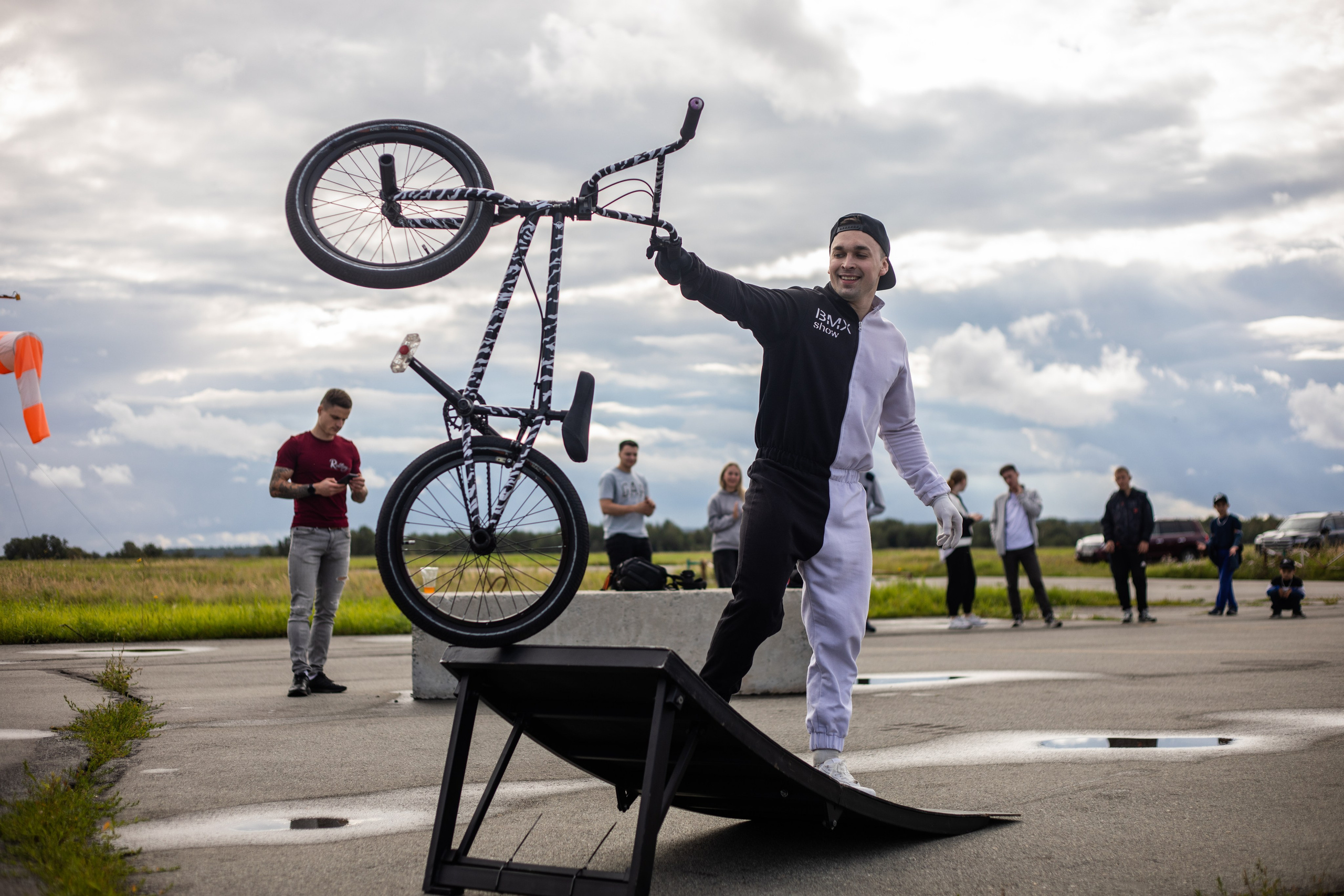 УЗСТ- Корпоративный тимбилдинг на аэродроме. Репортажный и свадебный фотограф в Челябинске Елисеев Павел