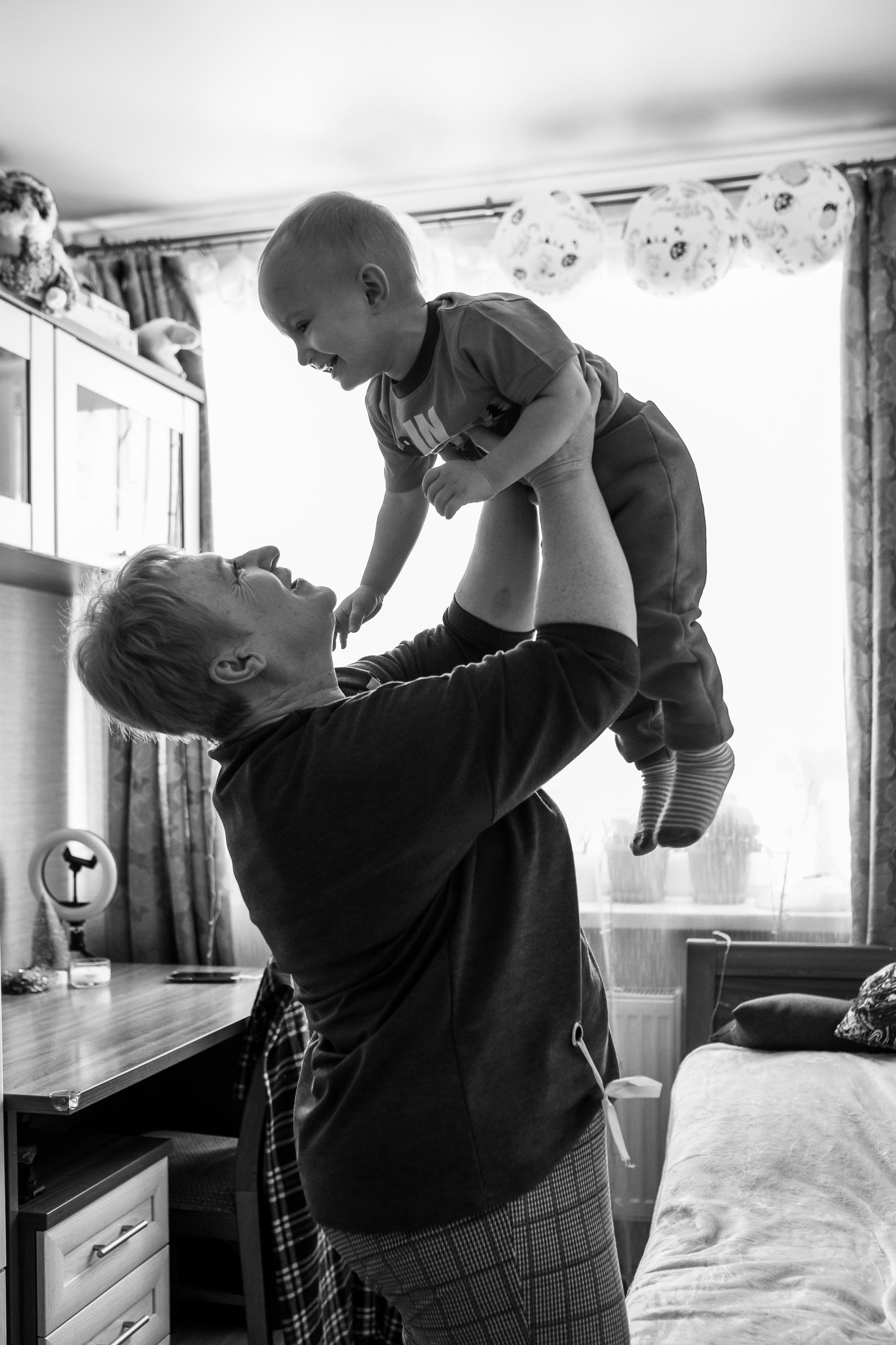 Домашняя съемка для семьи Анны и Павла. Женский семейный фотограф Тула Москва Захарова Анна