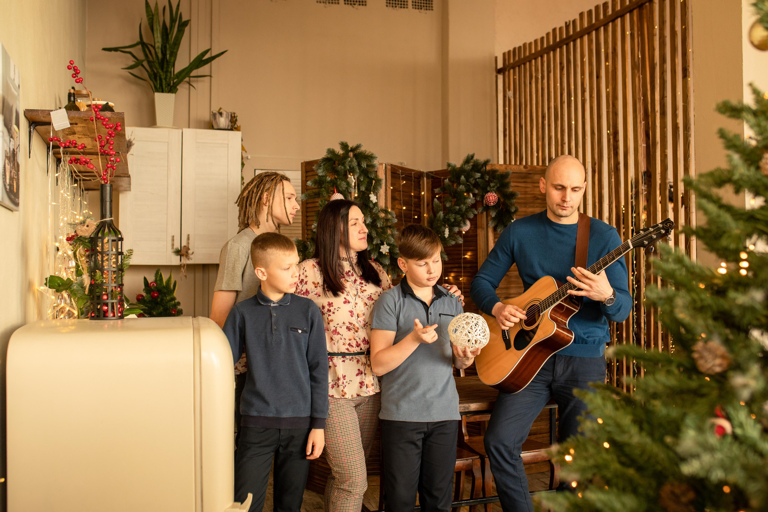 Семейная фотосессия для семьи Самвэла и Дианы. Женский семейный фотограф Тула Москва Захарова Анна