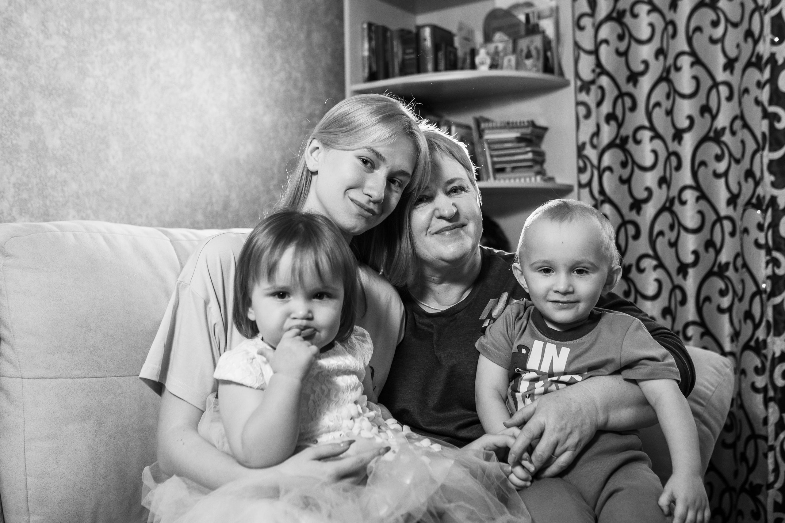 Домашняя съемка для семьи Анны и Павла. Женский семейный фотограф Тула Москва Захарова Анна