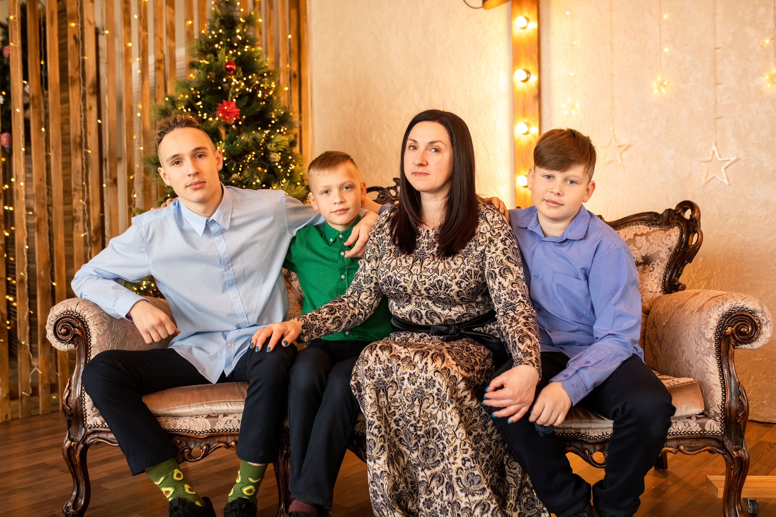 Семейная фотосессия для семьи Самвэла и Дианы. Женский семейный фотограф Тула Москва Захарова Анна