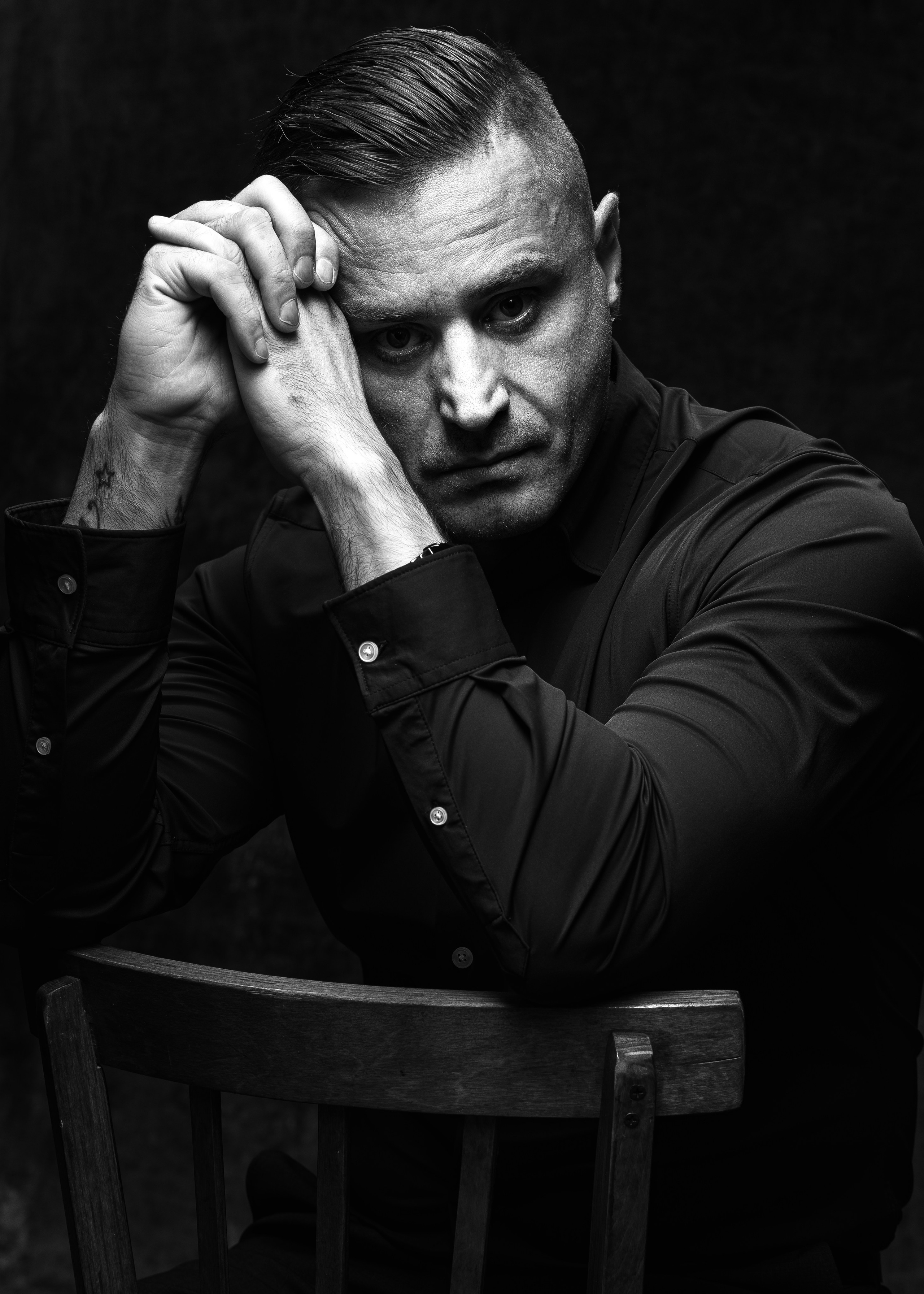 МУЖСКИЕ ПОРТРЕТЫ. Антон Тимошевский, профессиональный портретный фотограф в Москве и Орле