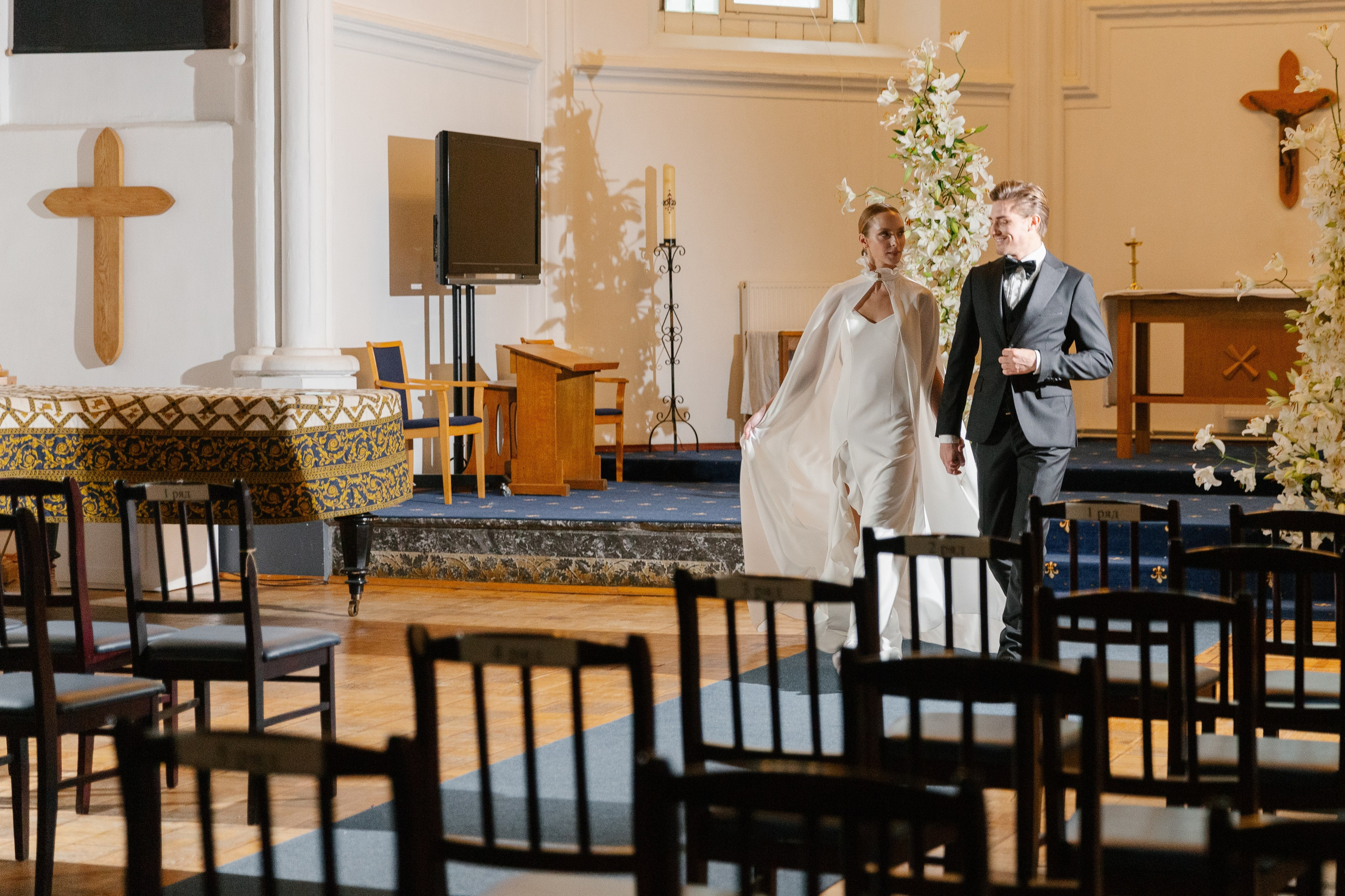 Съёмка в католической церкви. Свадебный фотограф Полина Панина