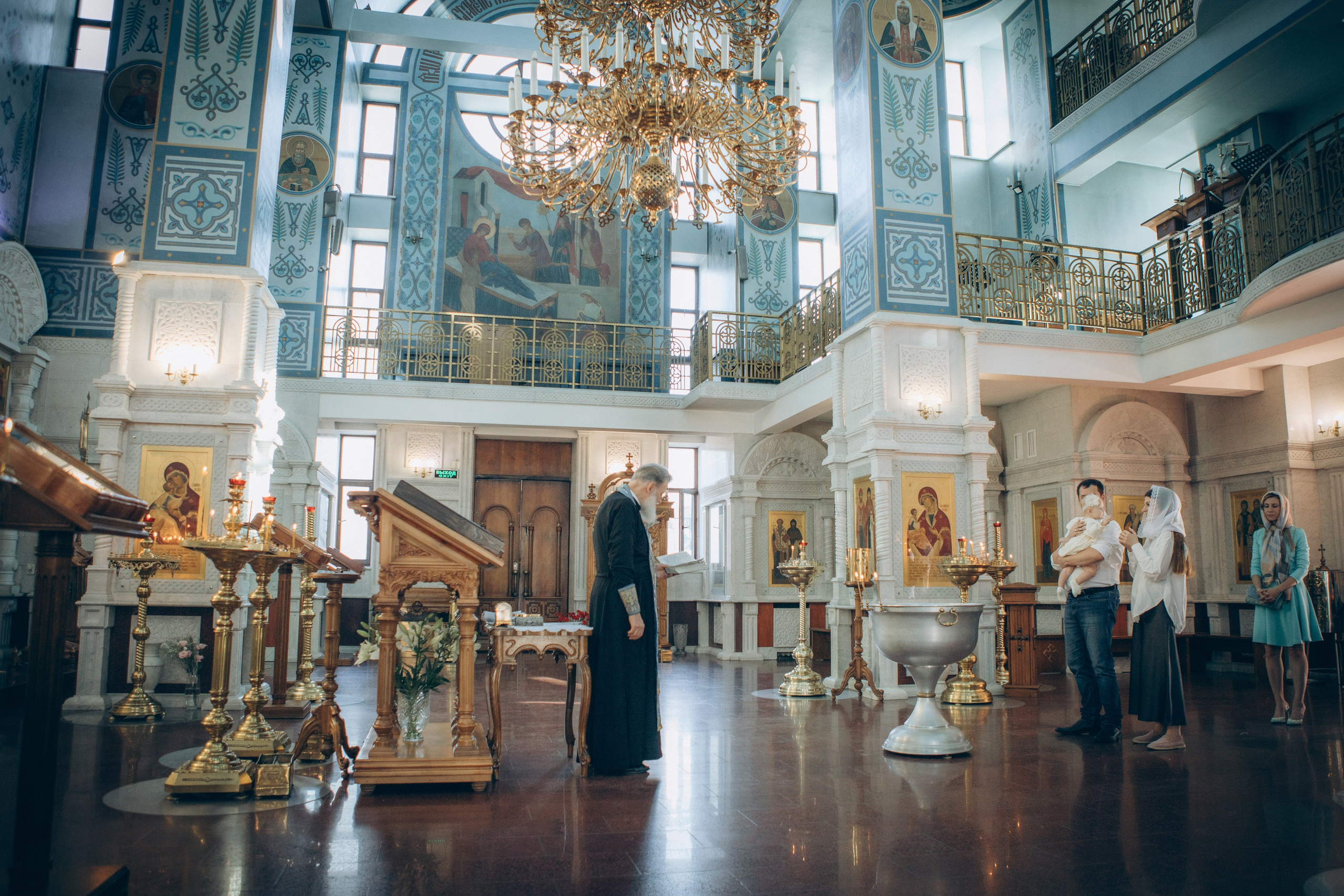 Крещение Софьи. Семейный фотограф и фотограф на роды в Ростове-на-Дону Мухина Виктория