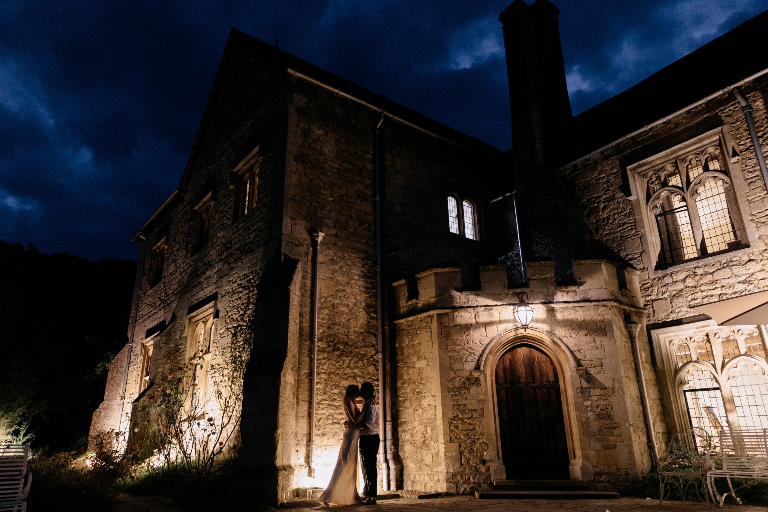 Ana & Tom Wedding at Notley Abbey. Moments Catchers — Wedding Photography & Video Duo in London