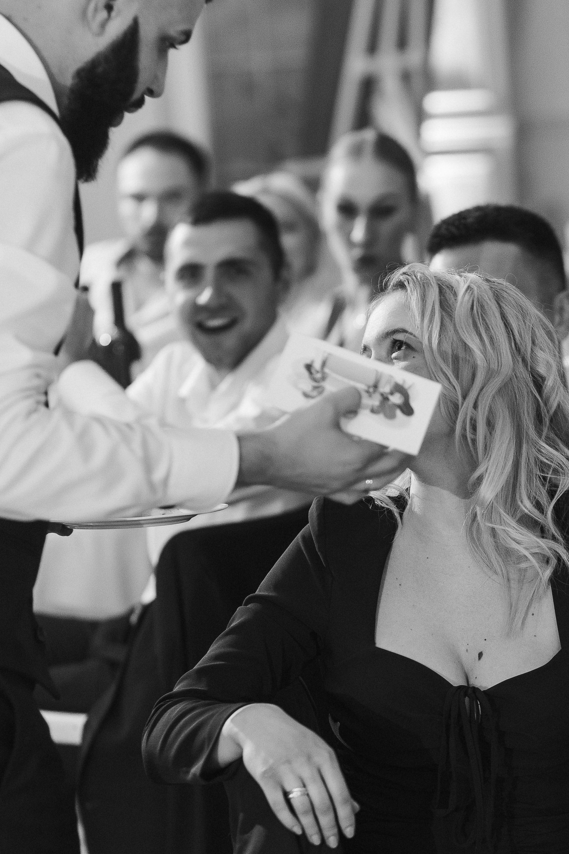 Фотограф в Таганроге летняя свадьба: Романтическая свадебная прогулка. Свадебный и семейный фотограф в Таганроге Бакарюк Антон