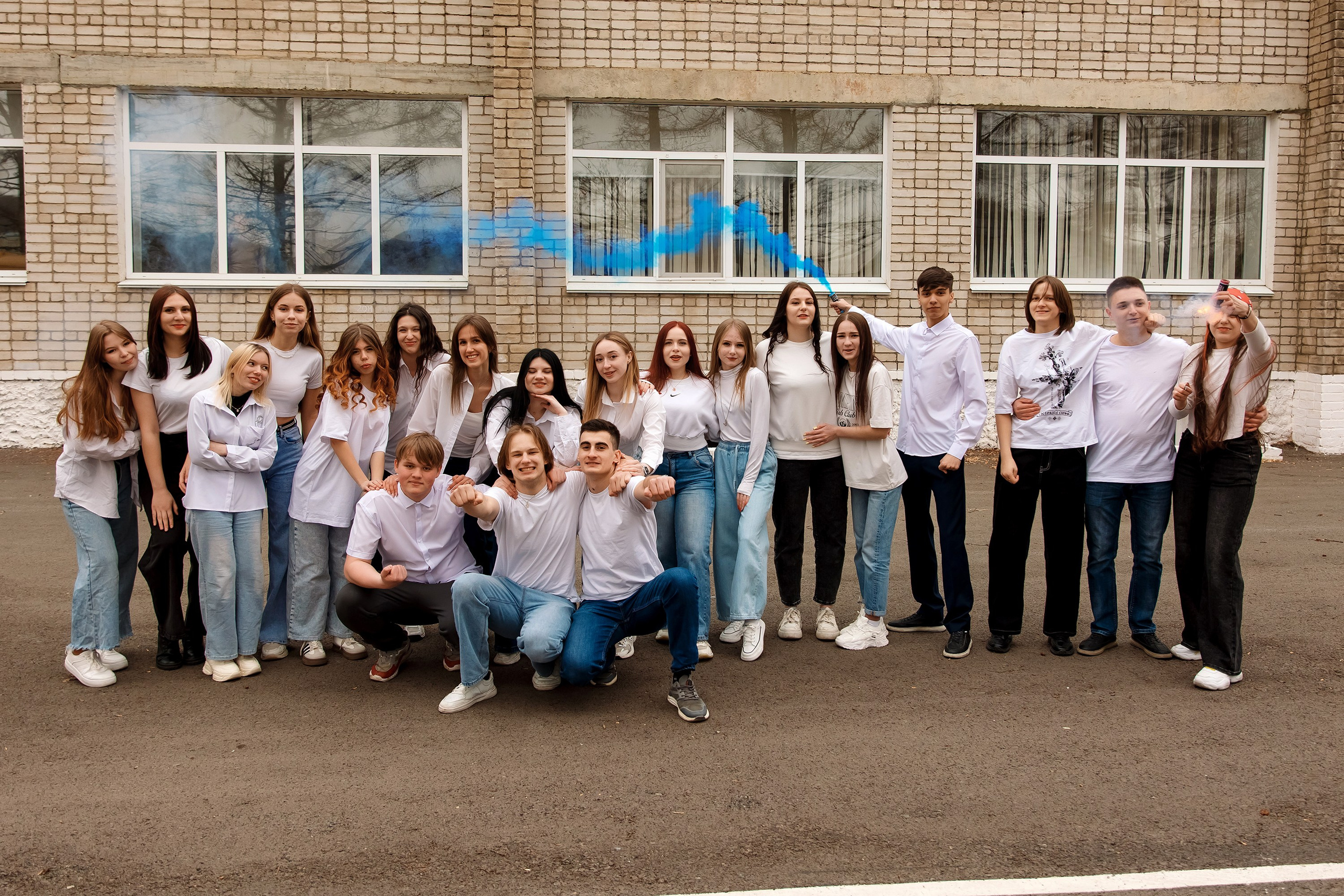 11 класс с. Барабаш. Фотограф Любовь Корниенко, Примоский край