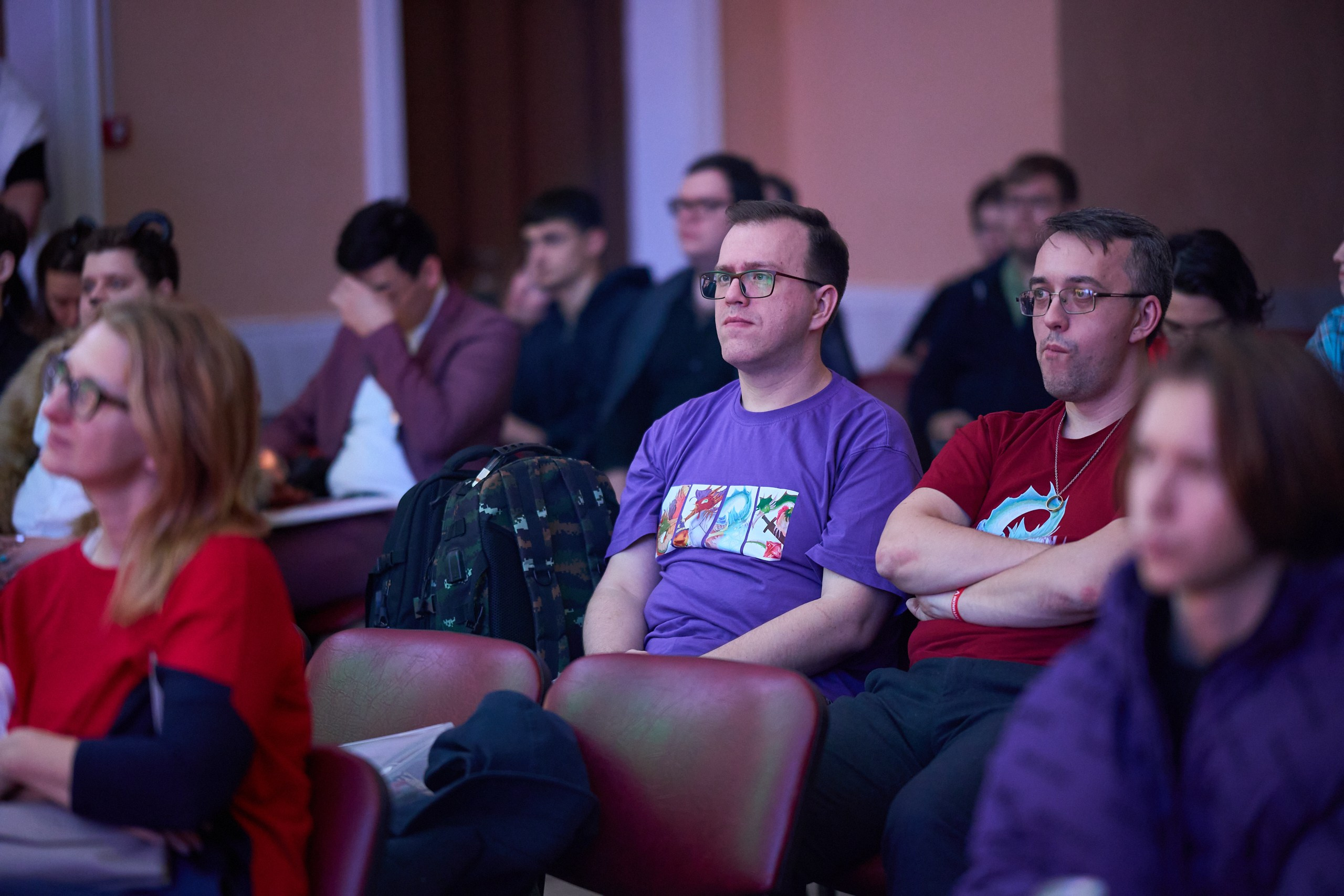 К слову, они не братья :)