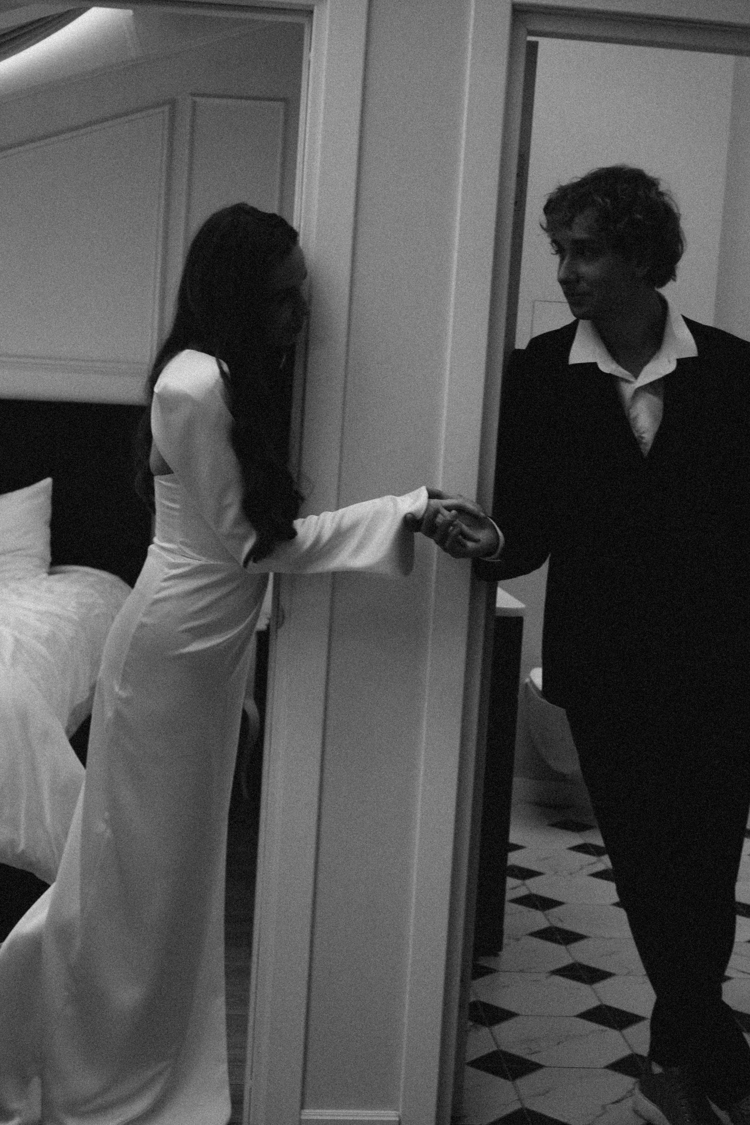 СВАДЕБНАЯ СЬЕМКА В ОТЕЛЕ. СБОРЫ ЖЕНИХА И НЕВЕСТЫ И ТАКЖЕ ТОР И ПОДГОТОВКА К ПРОГУЛКЕ. Профессиональный фотограф, Санкт-Петербург — Виктория Богомолова