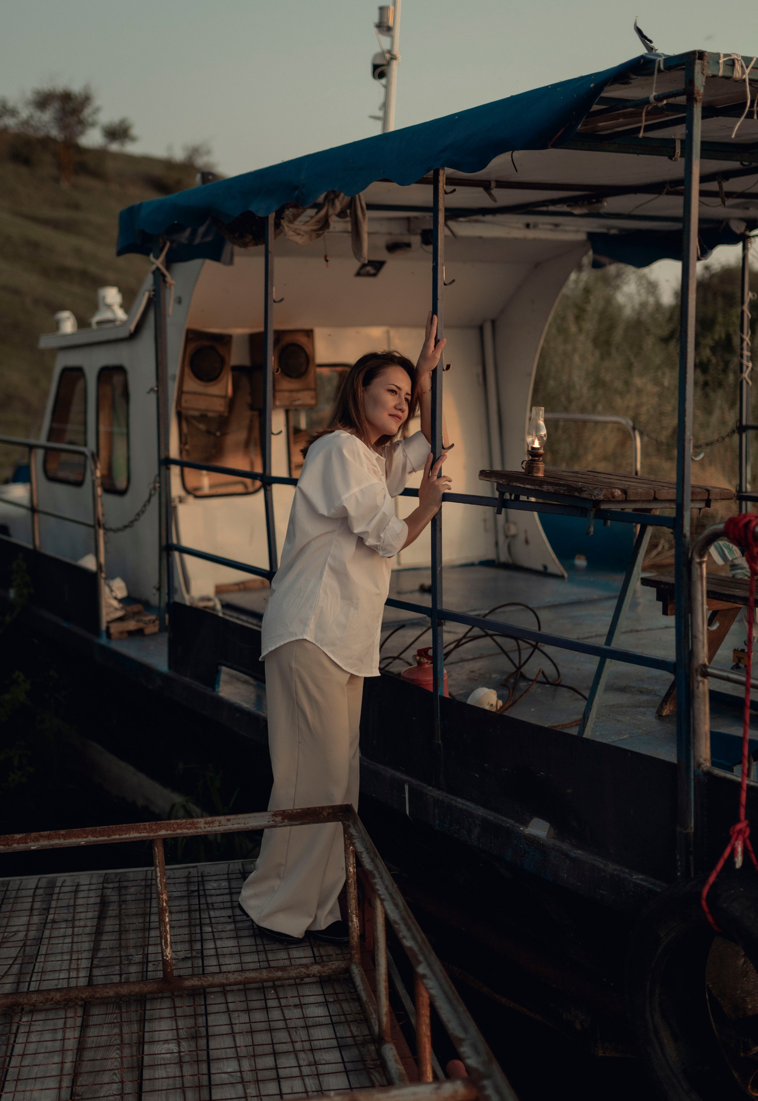 Тайны старого катера…. Фотограф Юлия Хакимова / Казань/ Чистополь