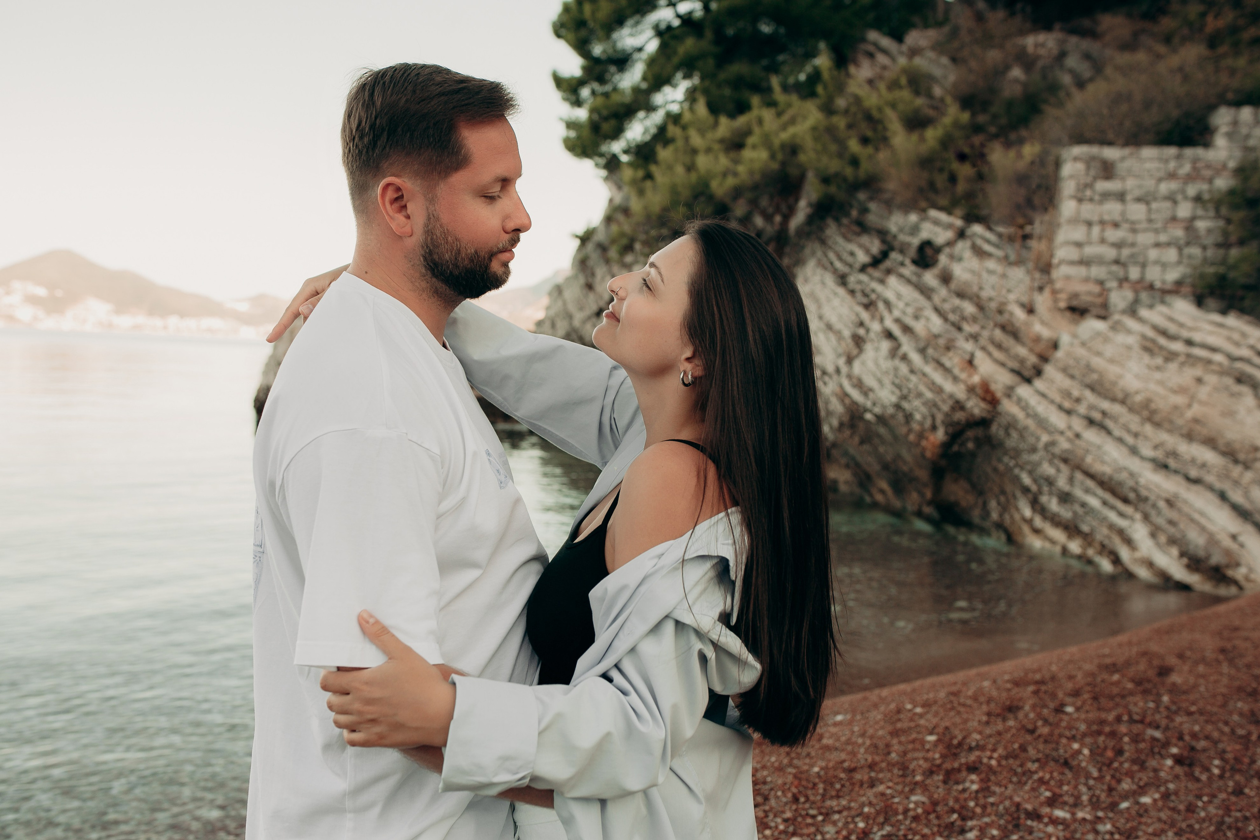 LOVE STORY (СВЕТИ СТЕФАН). Family, Women & Couples Photographer in Budva, Kotor, Herceg Novi, Perast & Coastal Montenegro