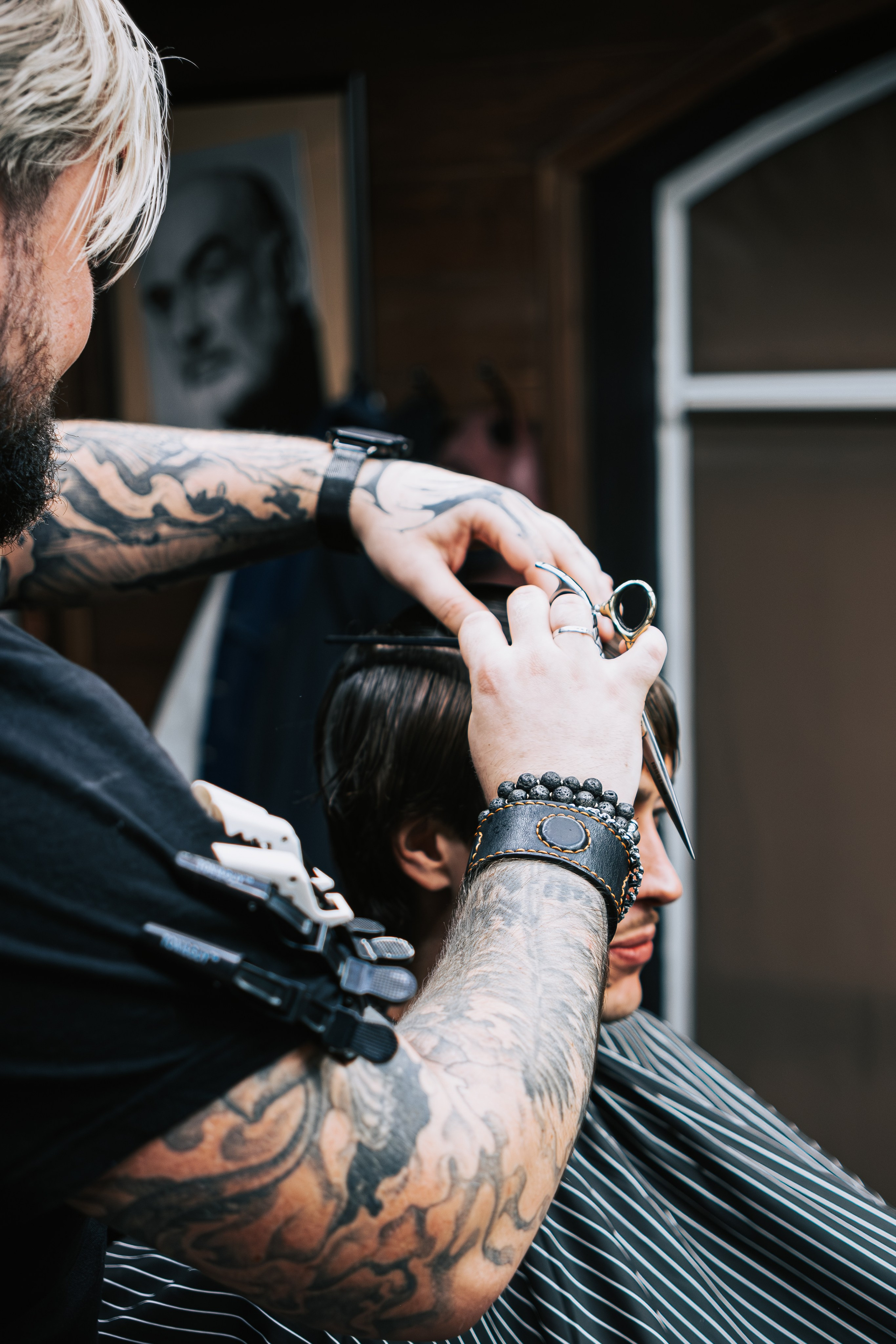 Контент-съемка барбершоп OLDBOY. Коммерческий и Портретный Фотограф Симферополь Крым Максим Махо