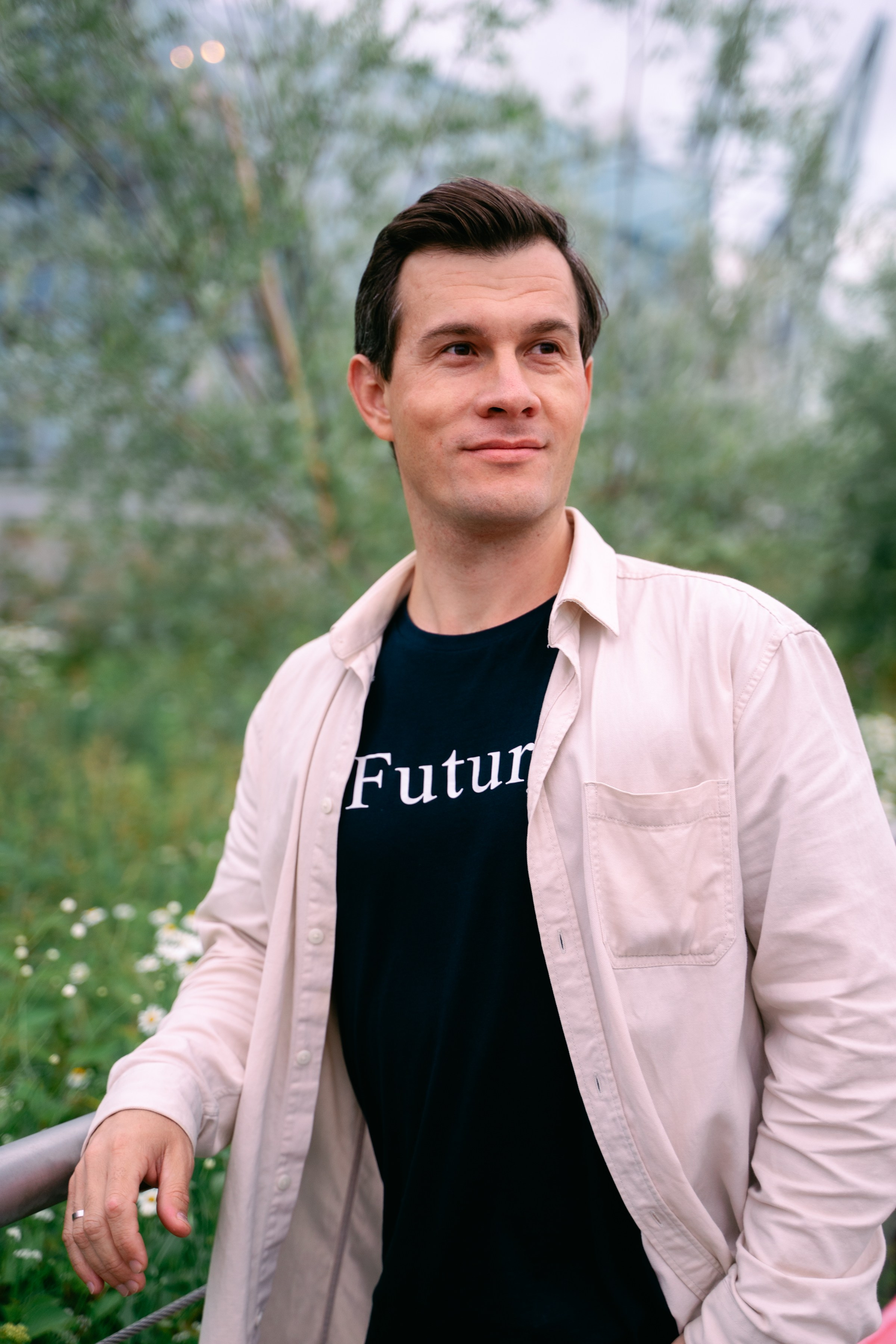 У театра Камала. Фотограф в Казани Алсу Багабиева