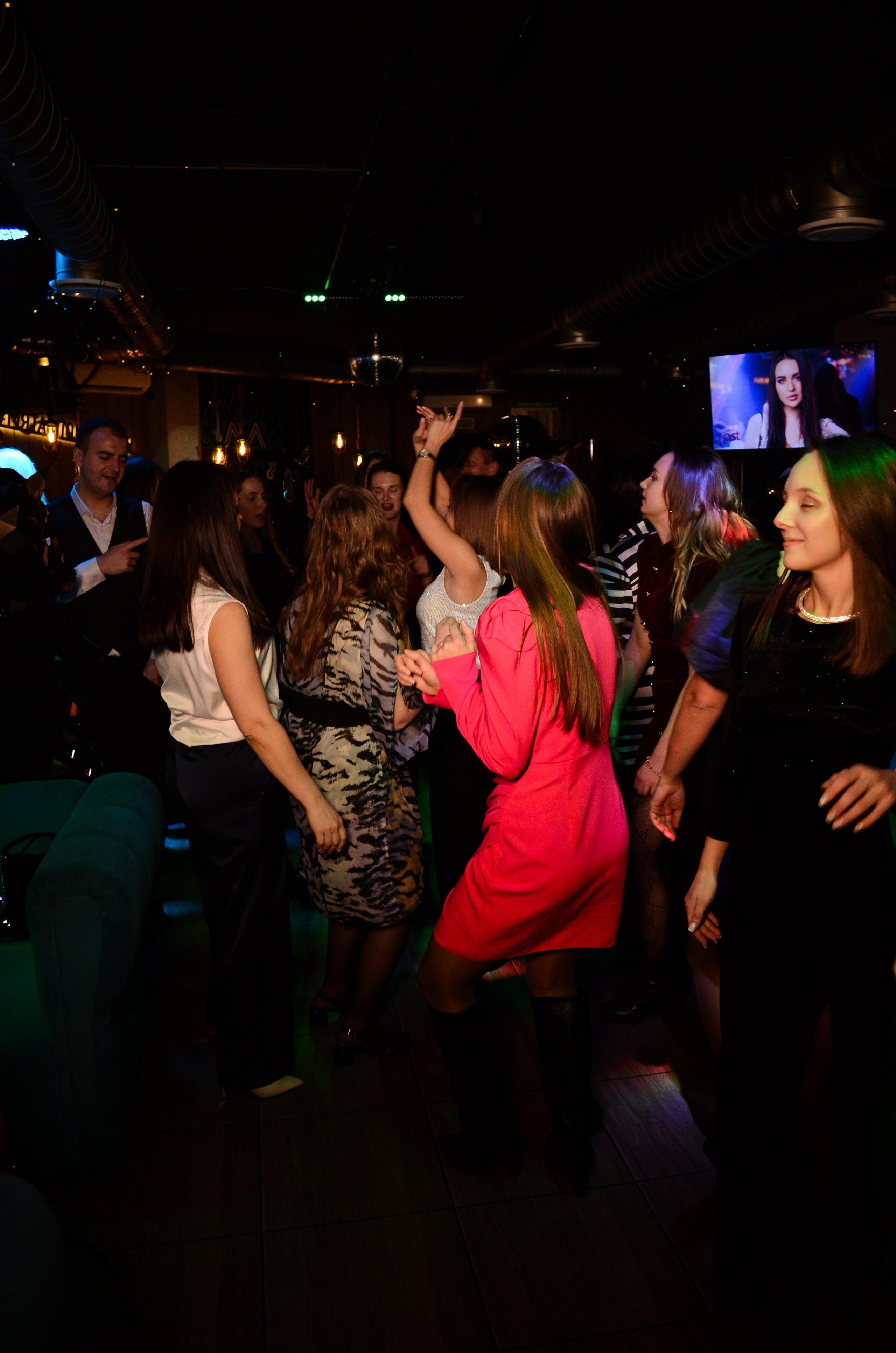 24.12.25 New Year Party. Мята Спортивная — Кальянная, караоке, бар в Минске