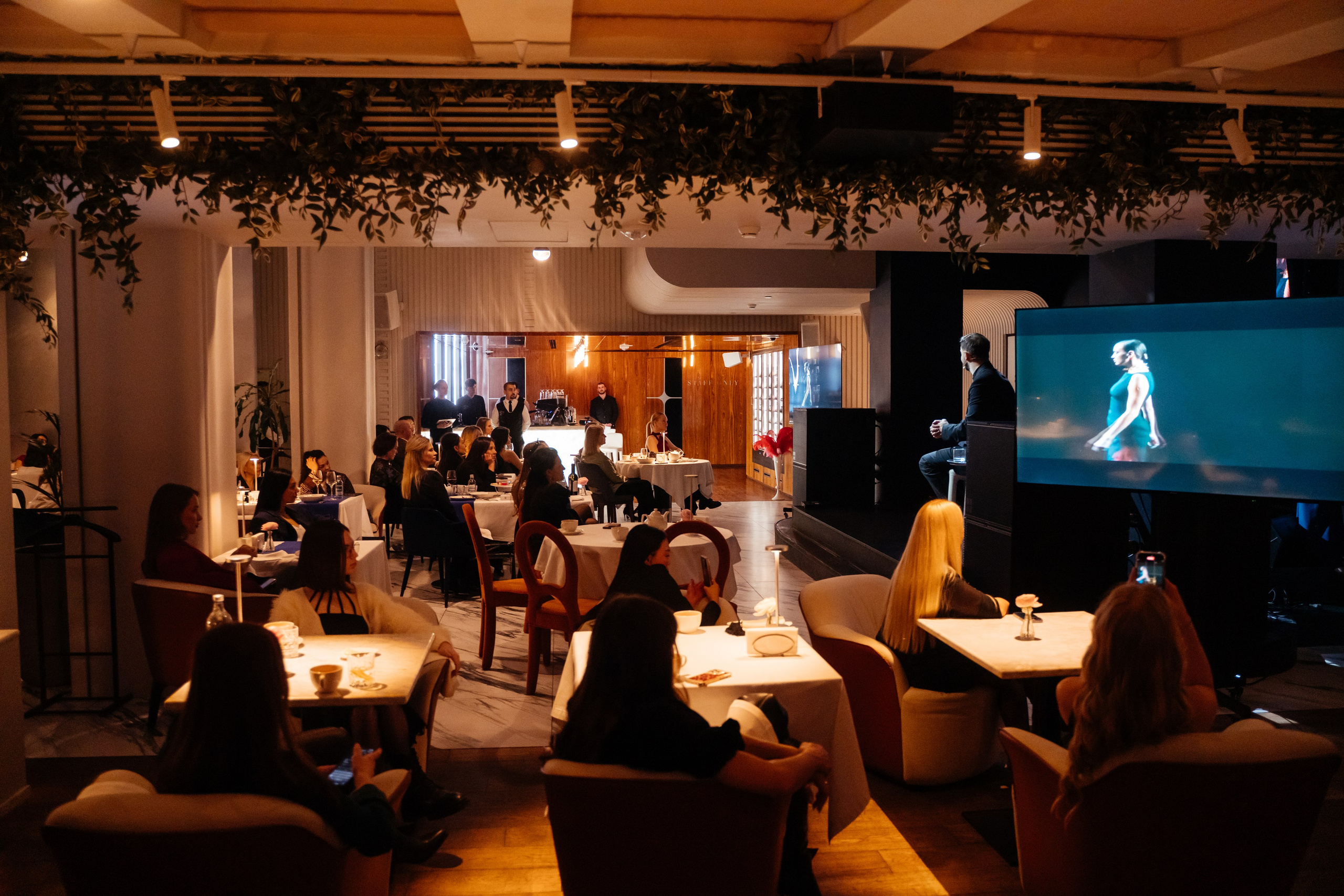 Лекция Ярослава Михеева. BENUAR Restaurant