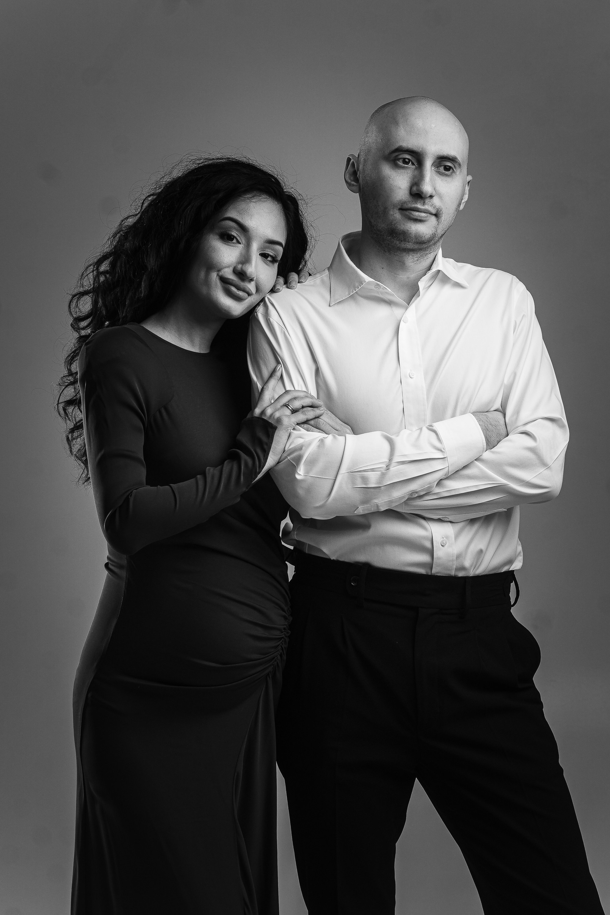 Беременность в ЧБ. Ваш свадебный и семейный фотограф