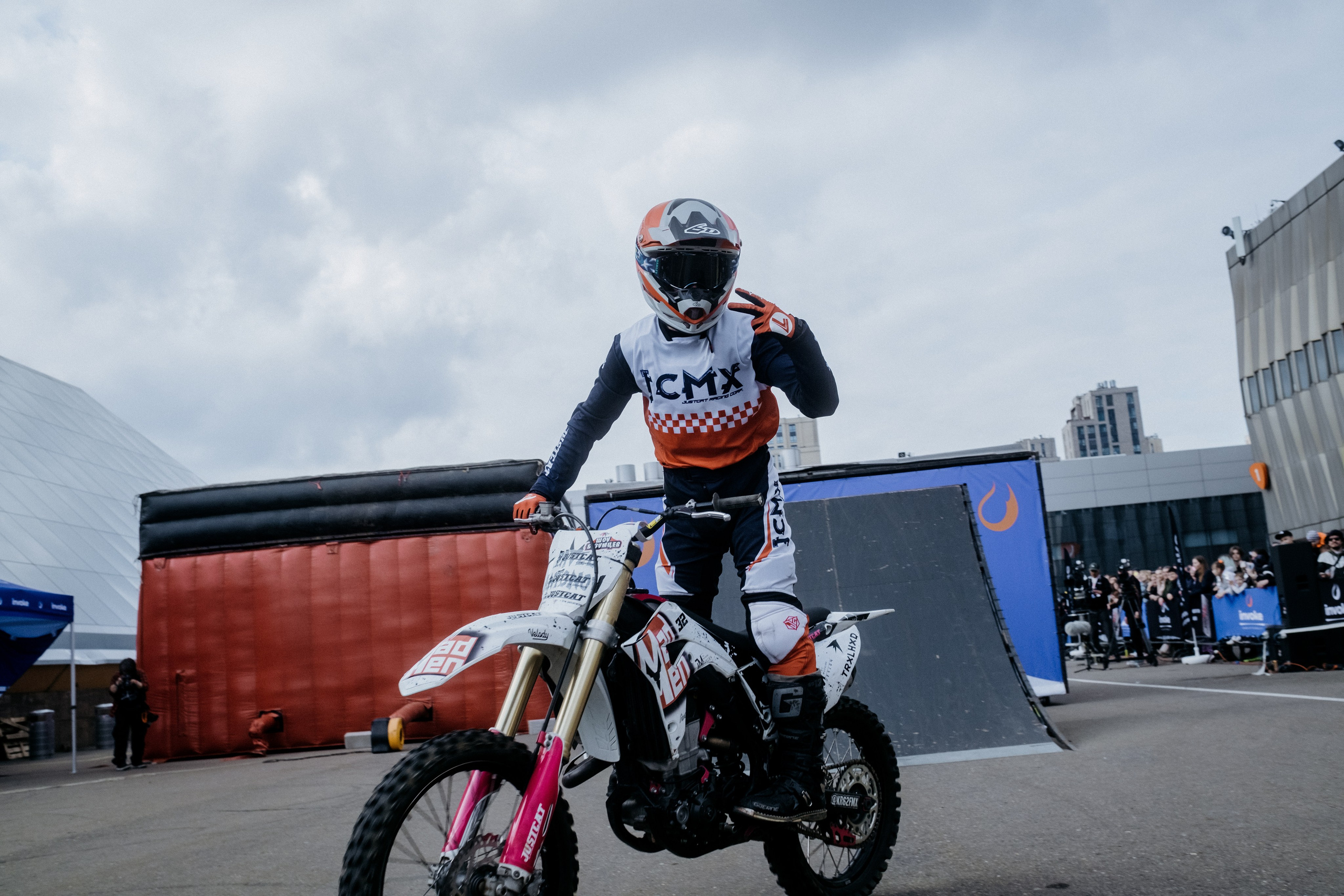 INVOKE DIRT CONTEST. Репортажный и портретный фотограф в Москве Илья Спиридонов