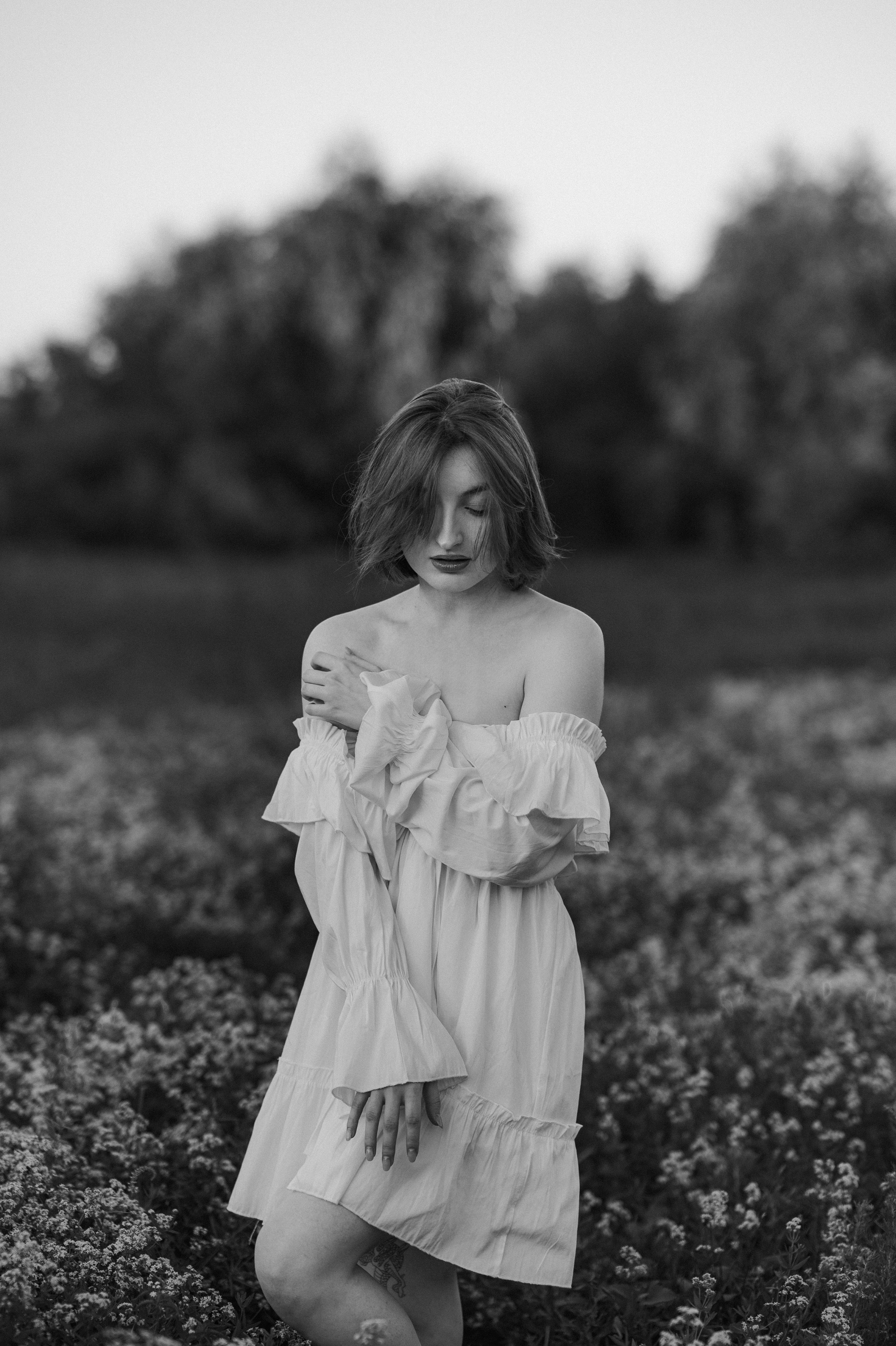 Полина и поле. Www.ostermiller.ru