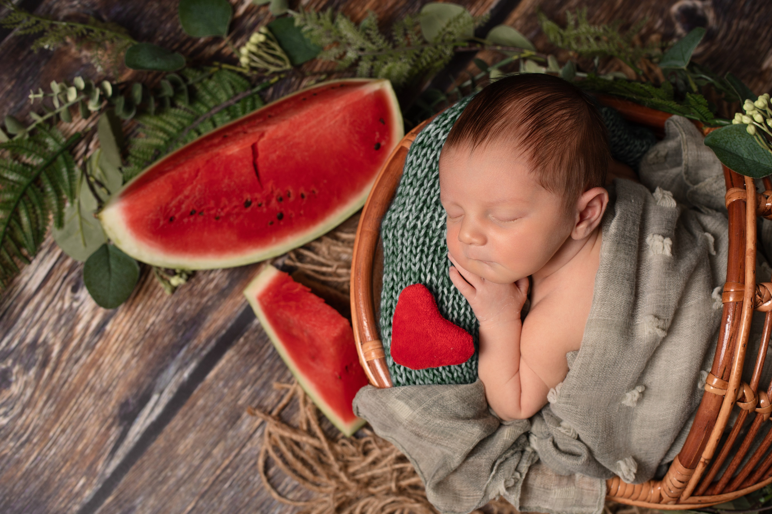 Фотограф новорождённых Псков