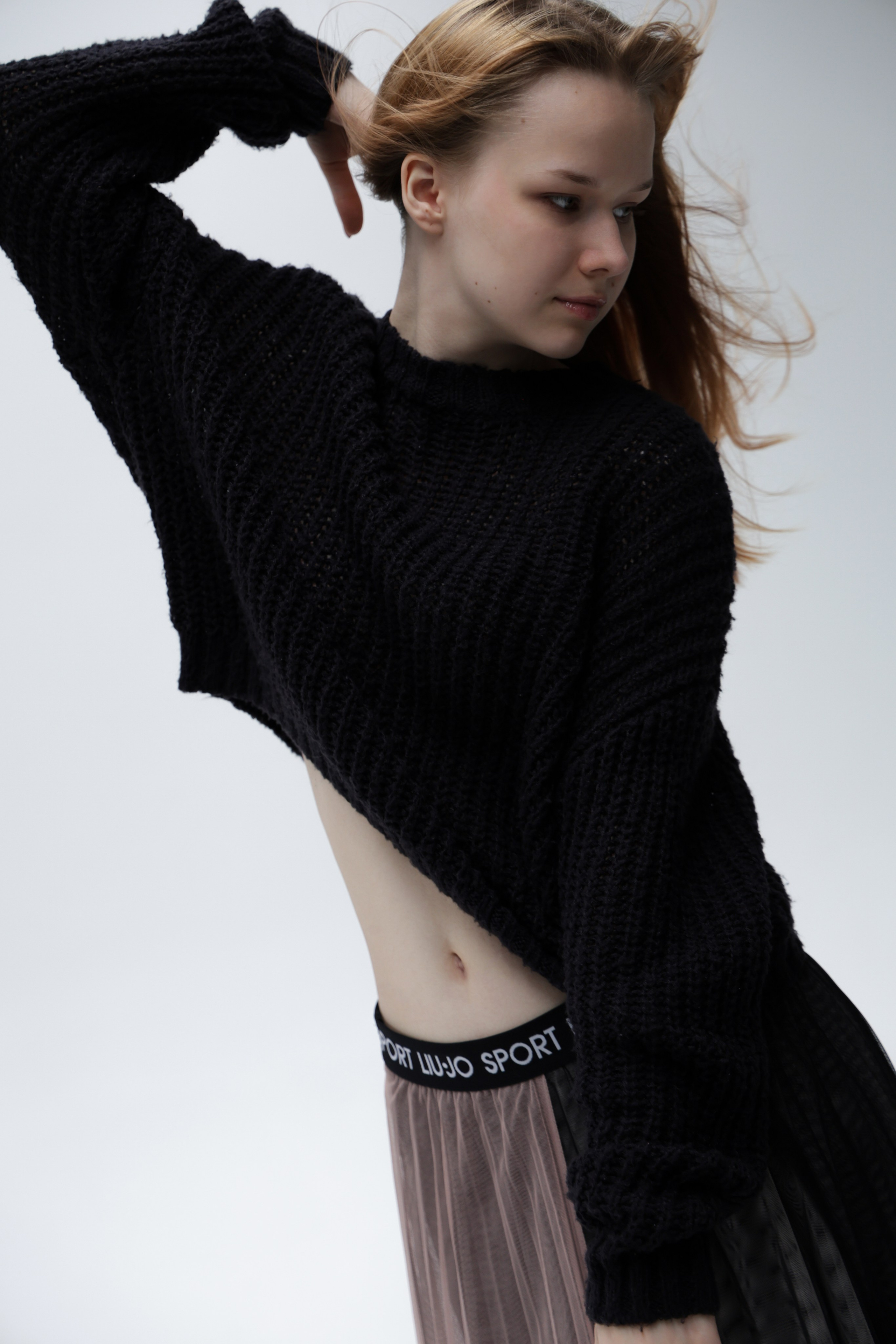 Wires. Portrait photographer based in Toronto — Blinova Mariia