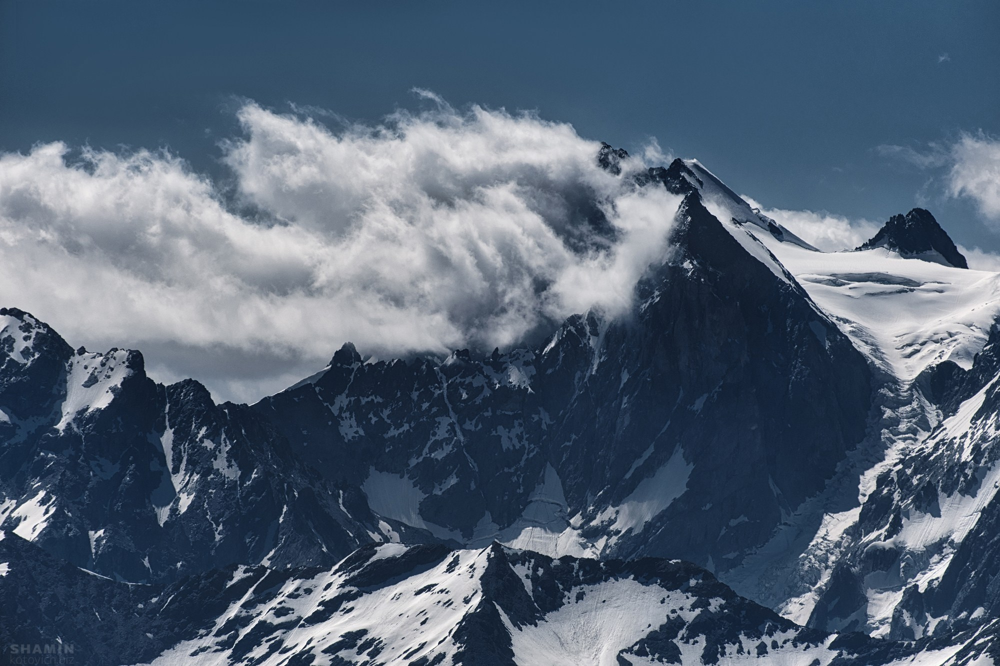 Пейзажи Кавказа: Домбай, Эльбрус, Кисловодск, Минеральные Воды, горы и ледники. Ночной и арт-пейзаж, светопись и атмосфера Кавказа. Фотограф Константин Шамин