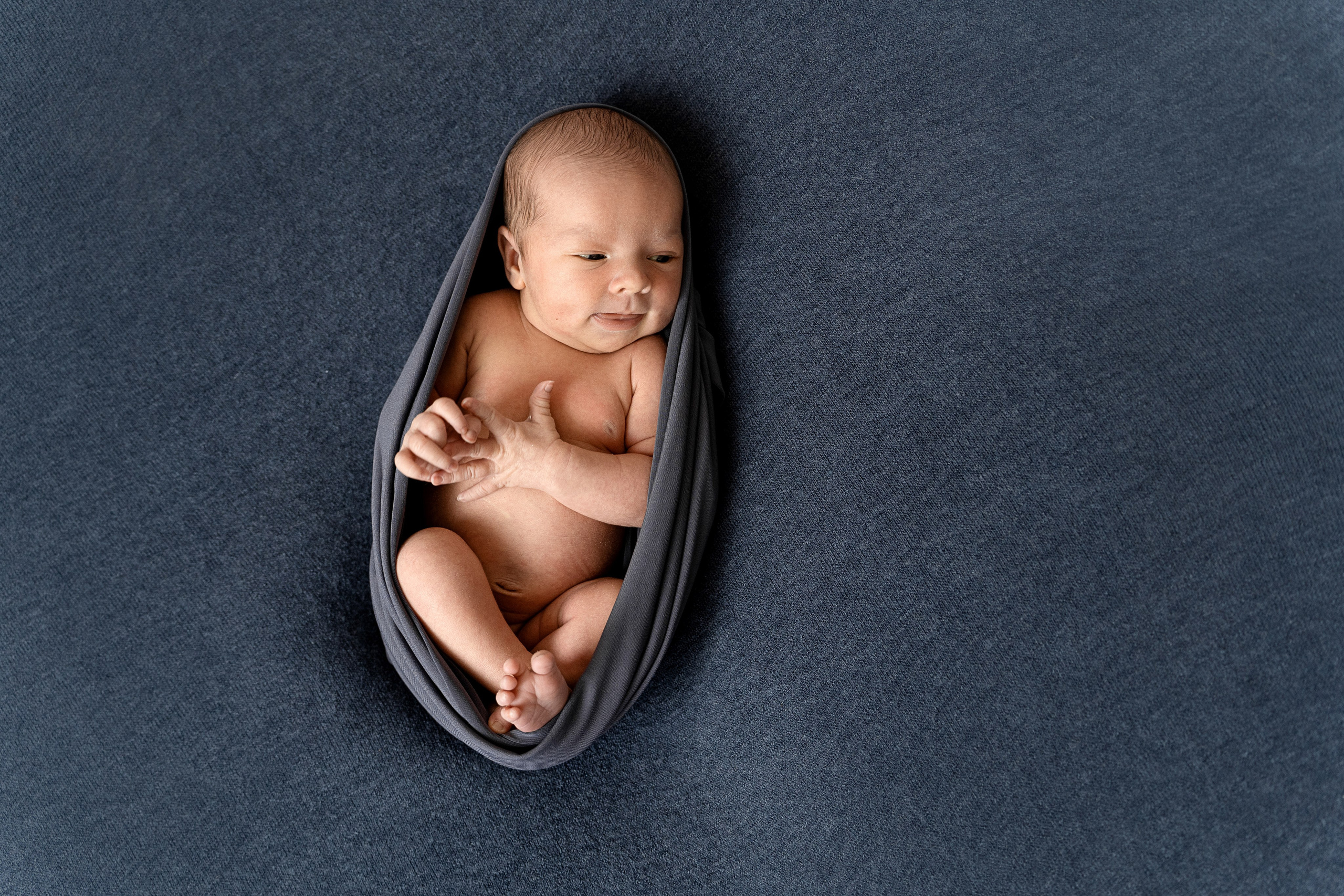 Newborn. Фотограф г. Ханты-Мансийск