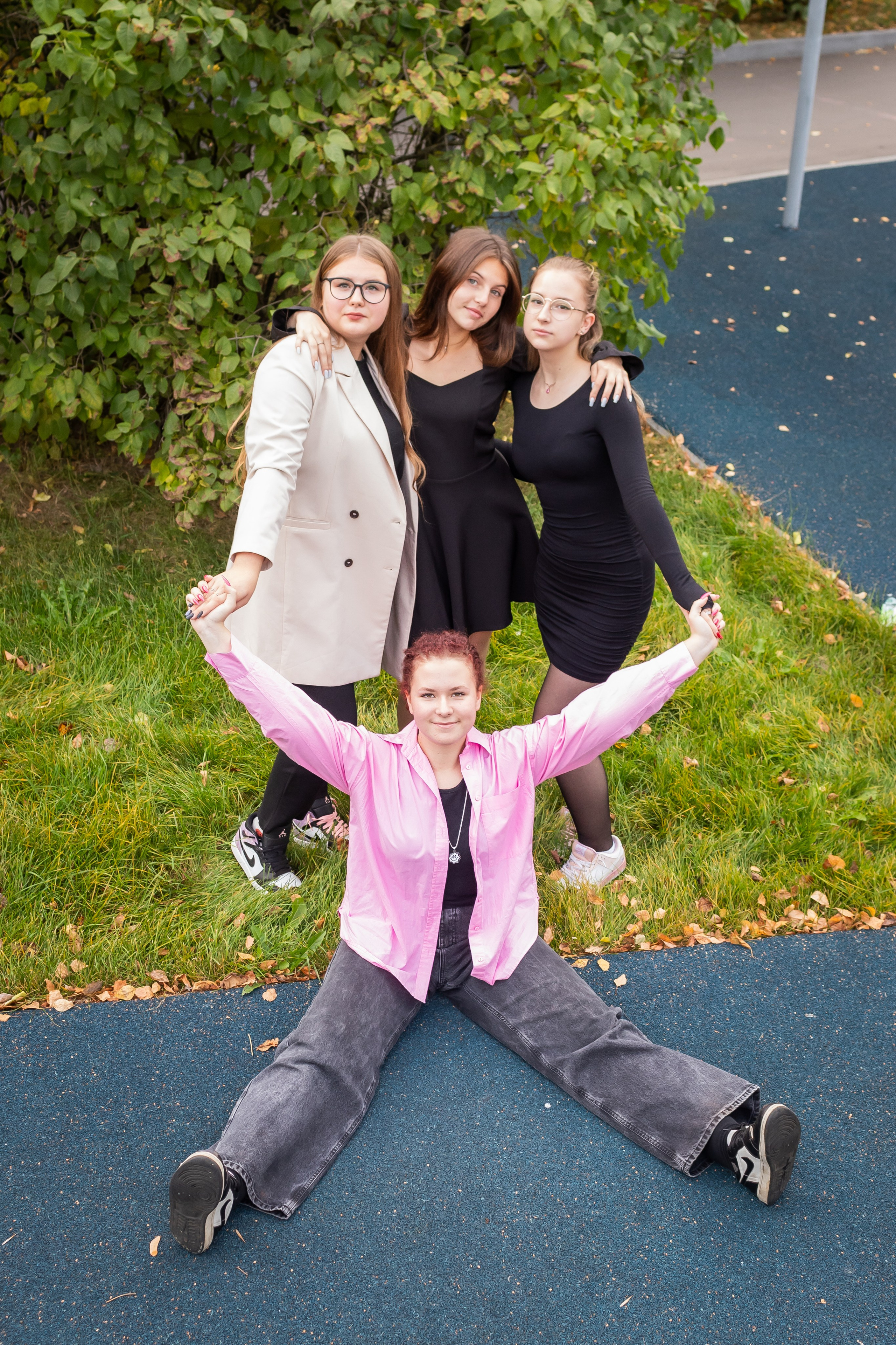 9 класс для выпускных альбомов. Семейный фотограф в Москве Наталья Чуб, заказать Фотокнигу