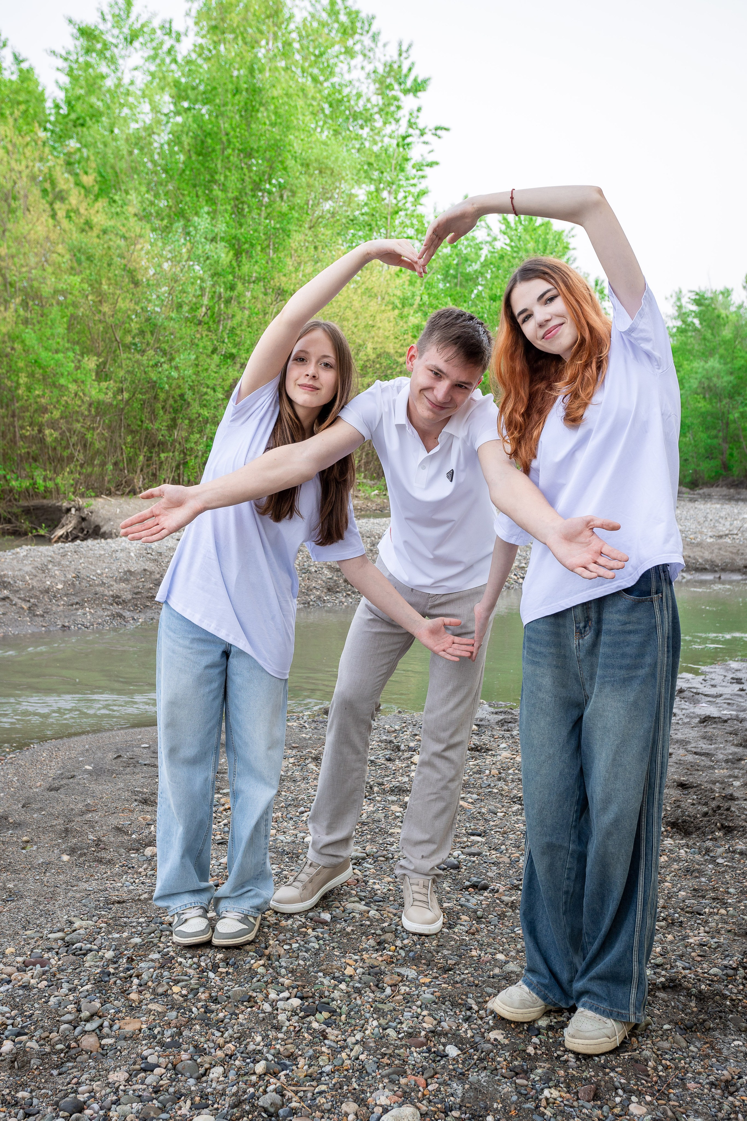 Уличная фотосессия на выпускной альбом. Выпускные альбомы Майкоп, Краснодар Елена Золотарева