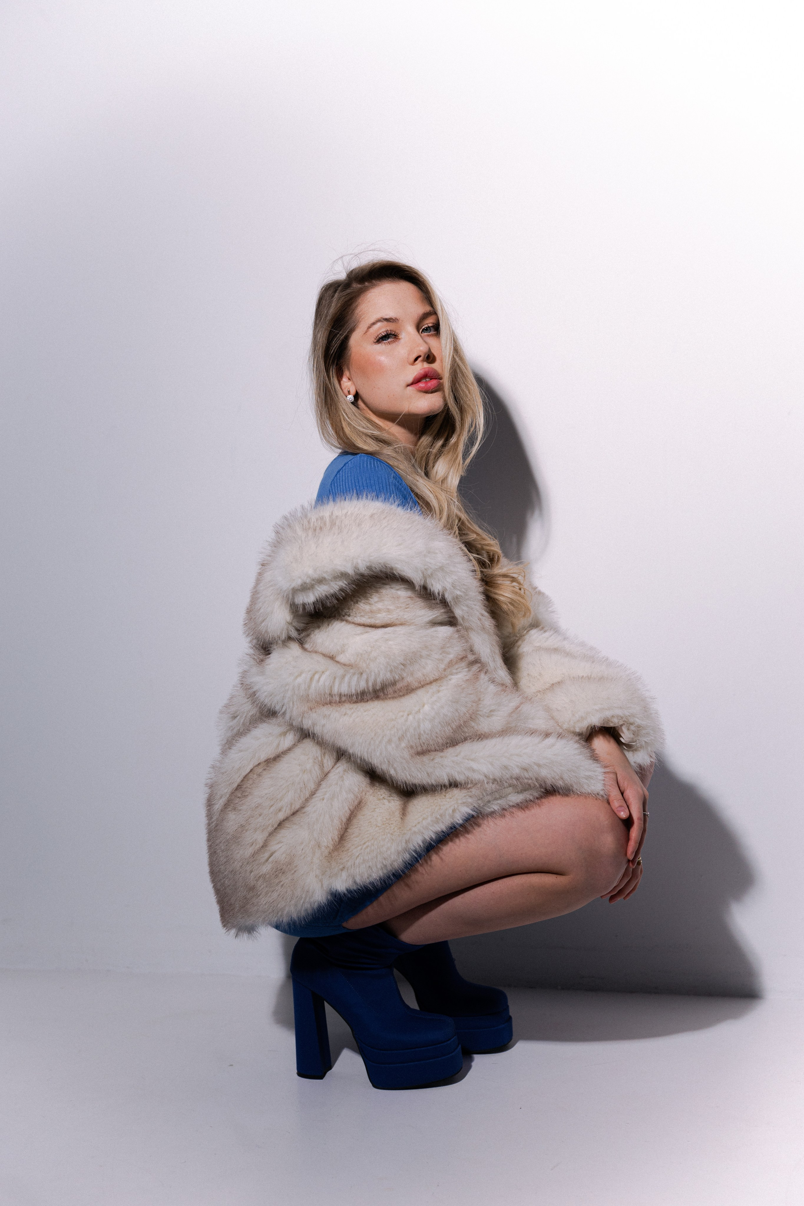 Эля. Свадебный и контент фотограф в Красноярске Марианна Перфильева