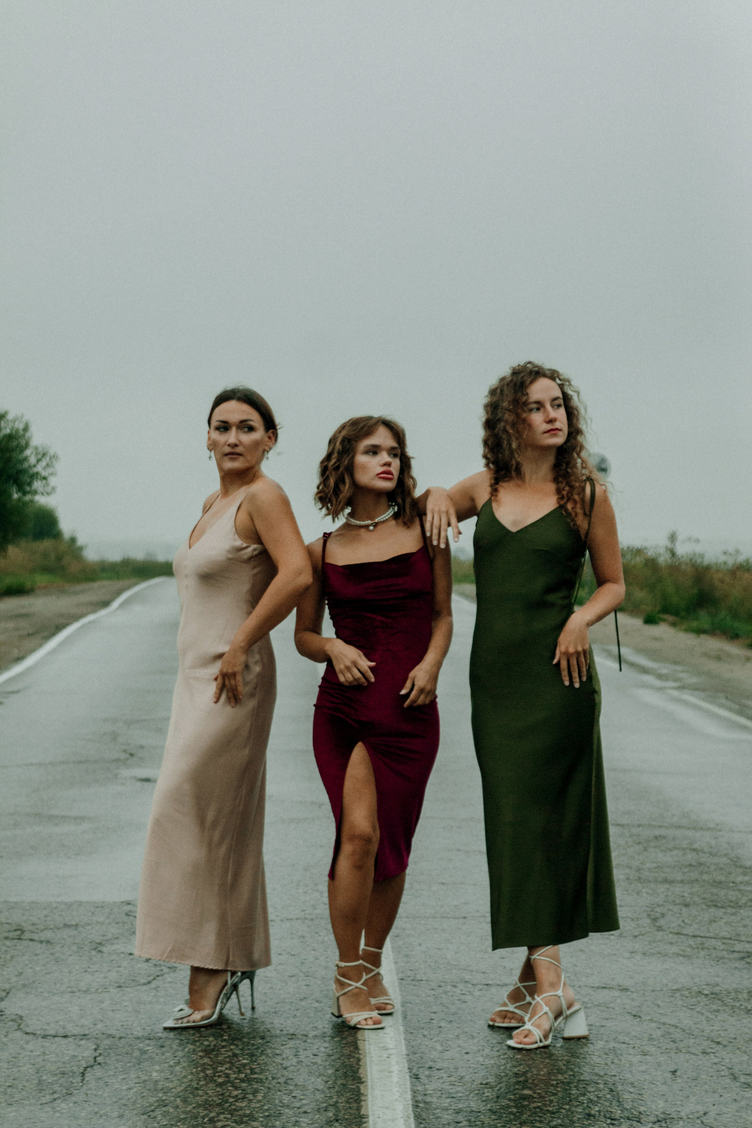 Настя & Оля & Настя. Свадебный и индивидуальный фотограф в Суворове Клюева Мария