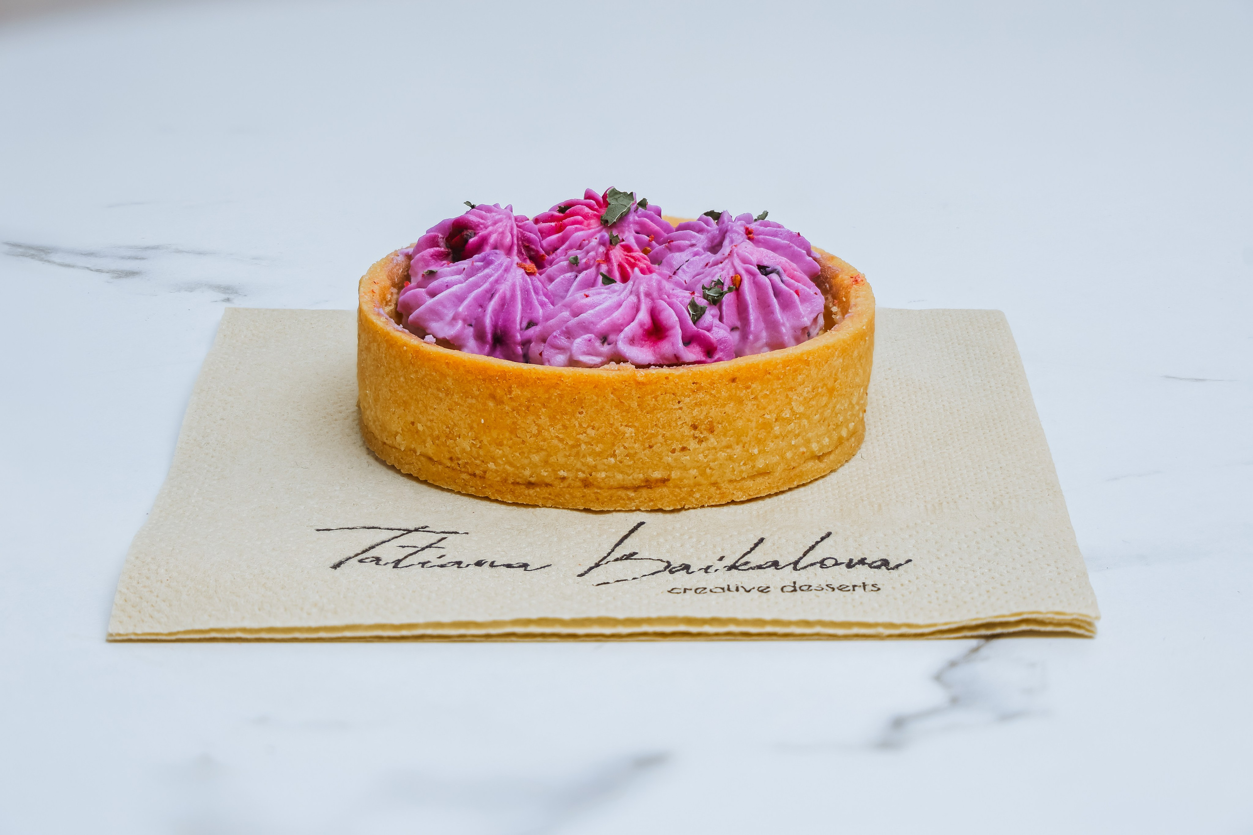 Creative Desserts. Photomantis