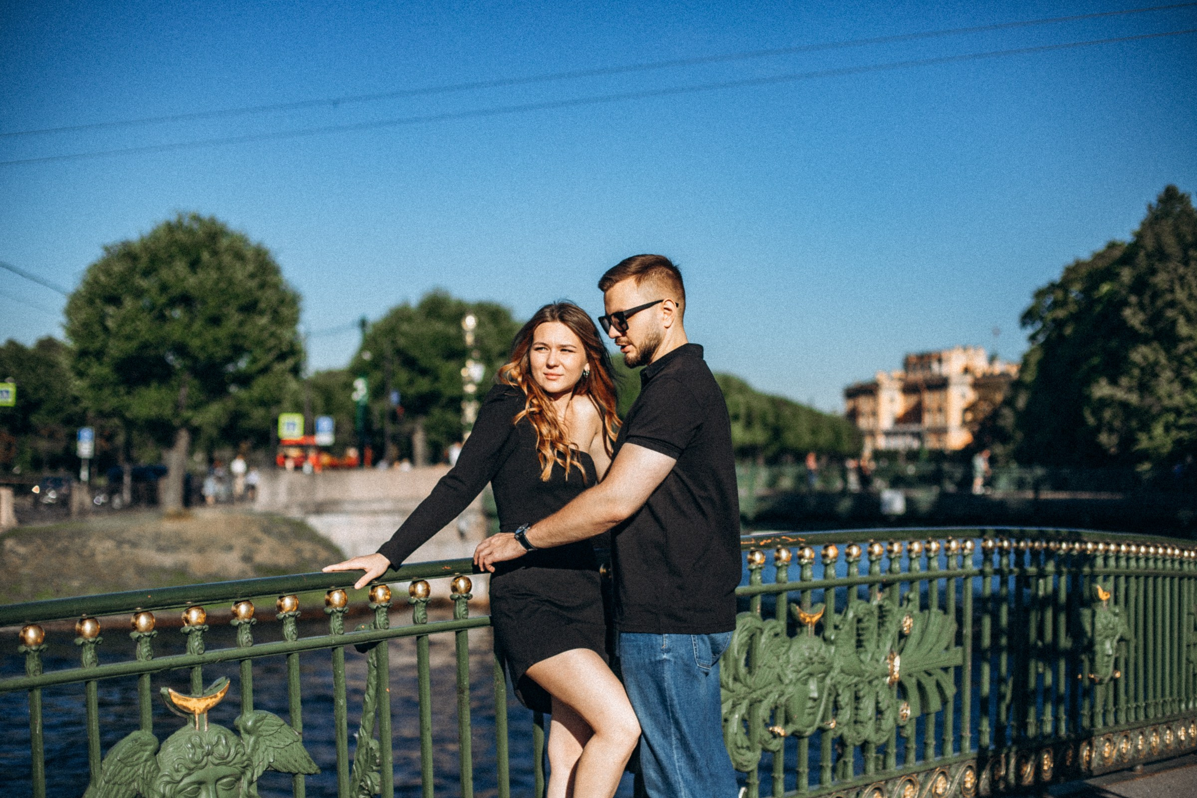 Дмитрий и Юлия в августе. Фотопрогулка в Петербурге. Индивидуальный и семейный фотограф в Санкт-Петербурге