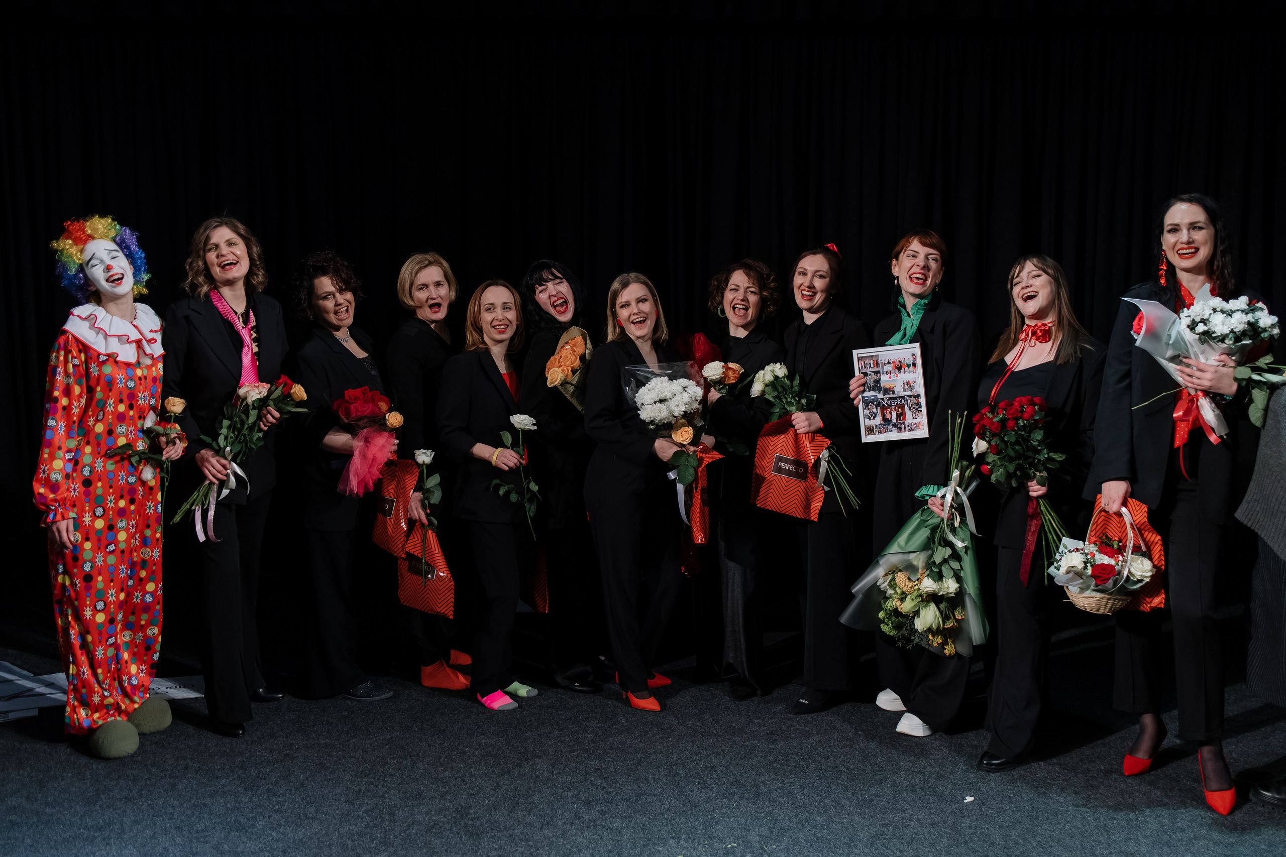 Спектакль. Свадебный фотограф