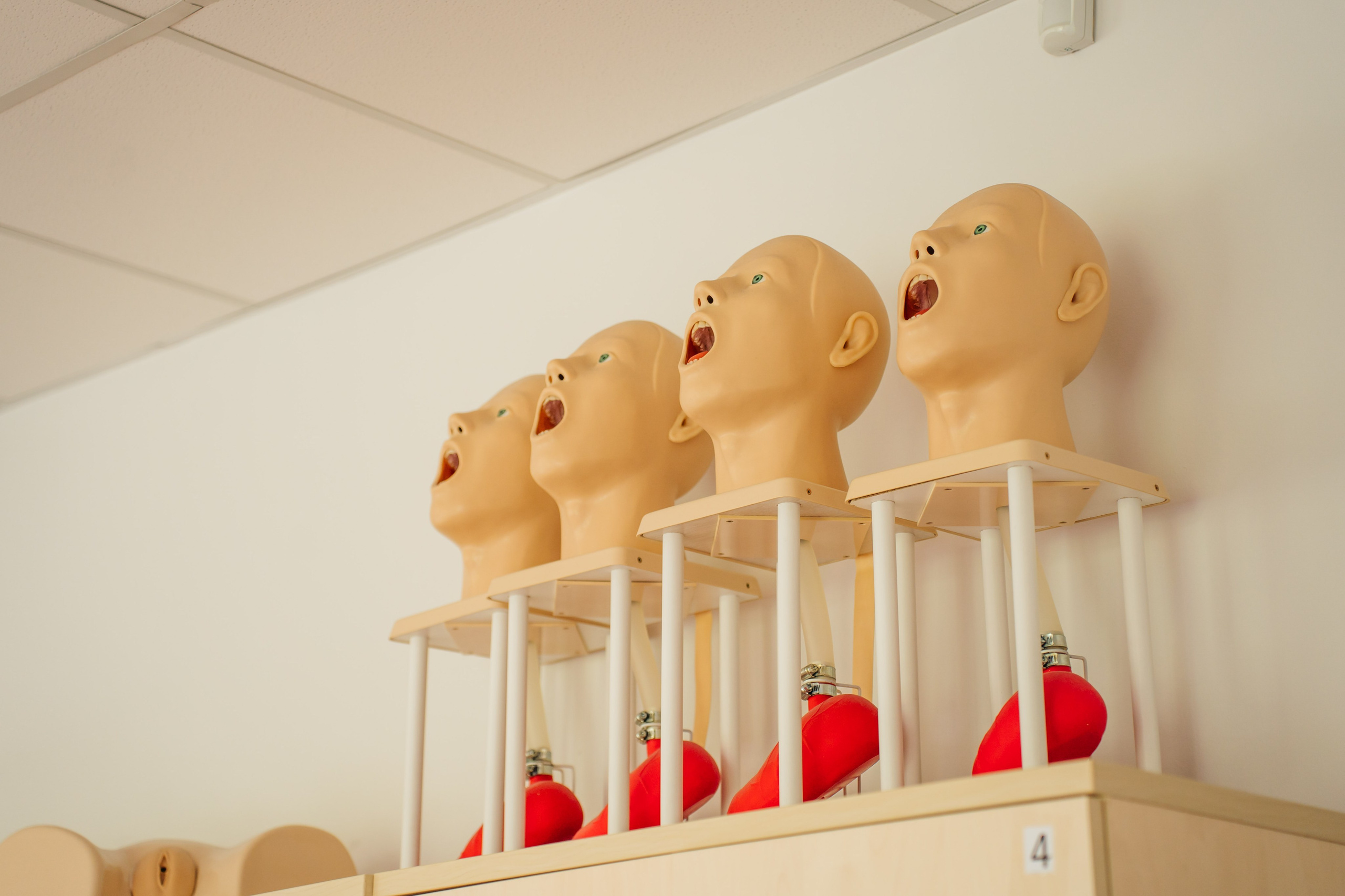 Съемка для Уральского медицинского колледжа ЮМЕД. Видеограф и Фотограф в Челябинске Ксения и Владимир Рюмины