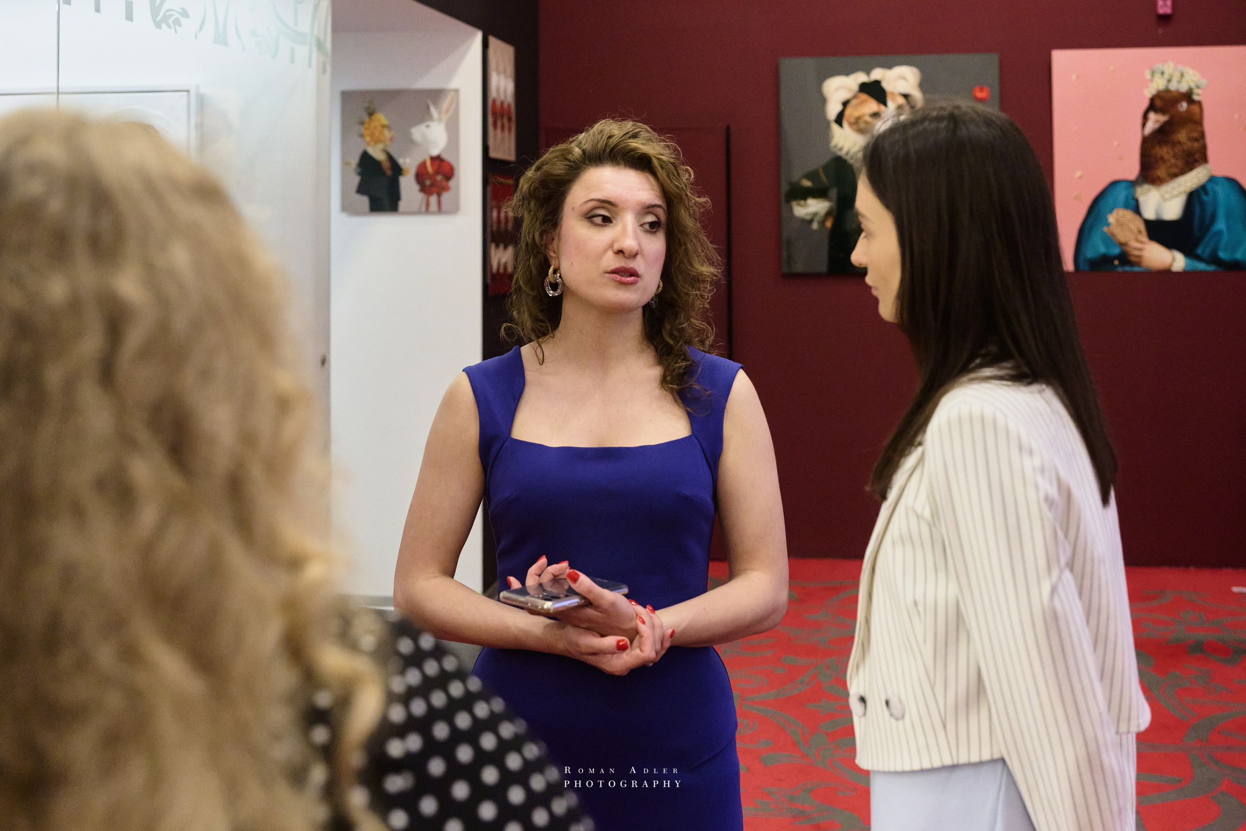 «Летние хроники» в международной галерее Redgallery. Фотограф Роман Адлер