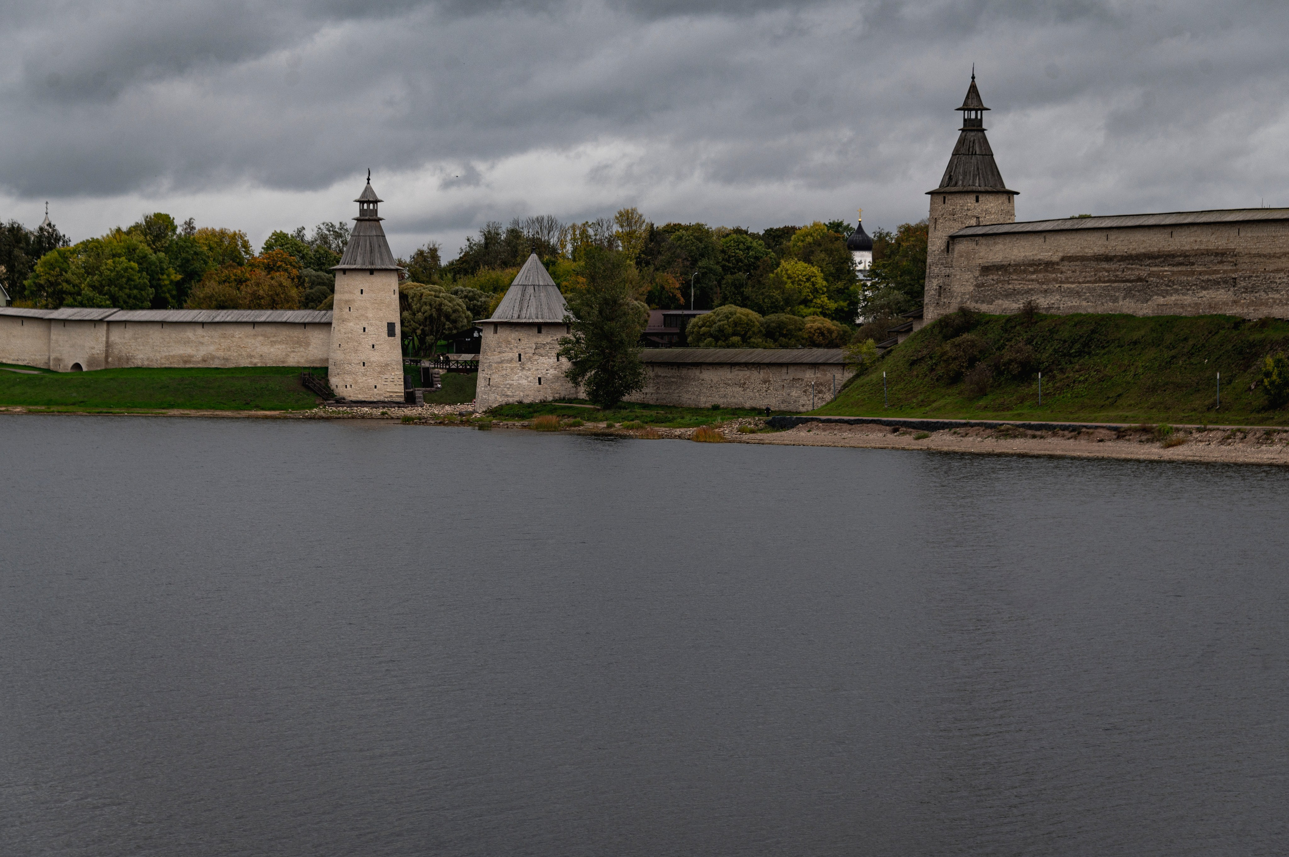 Псков. Октябрь 2023. Фотограф Роман Адлер