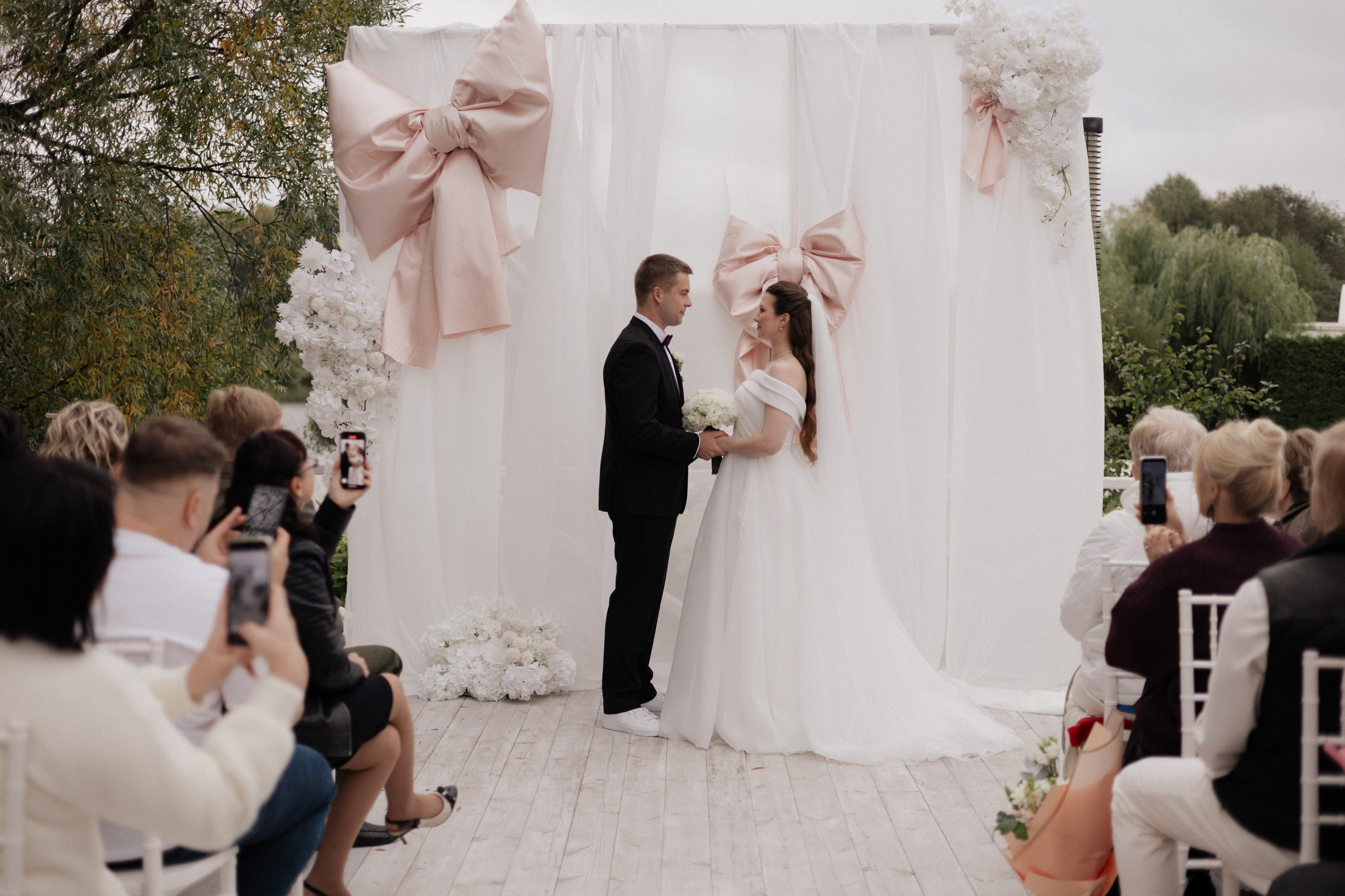 Аня и Саша. Свадьба в Юдино парк. Свадебный и портретный фотограф в Москве Анастасия Масюк