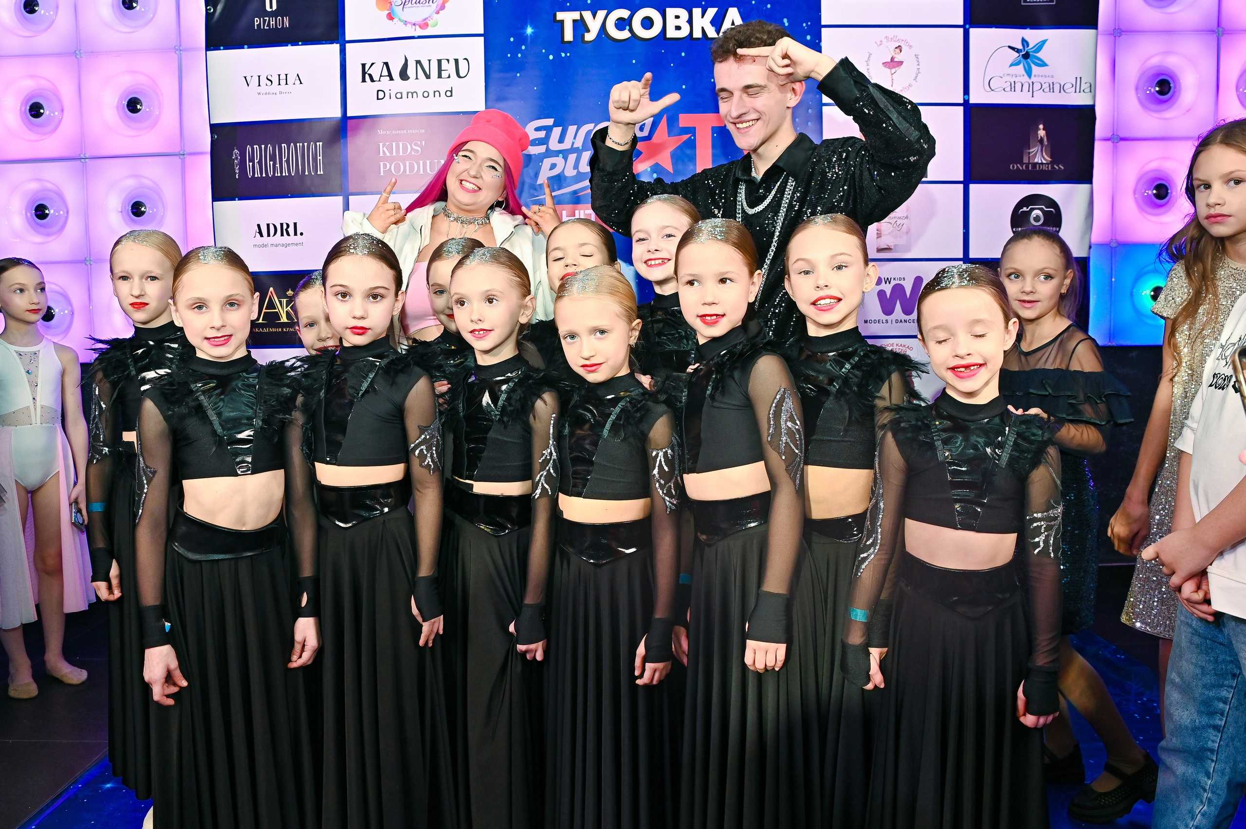 Большая новогодняя тусовка. Фотоуслуги, услуги фотографа, фотографирование важных событий