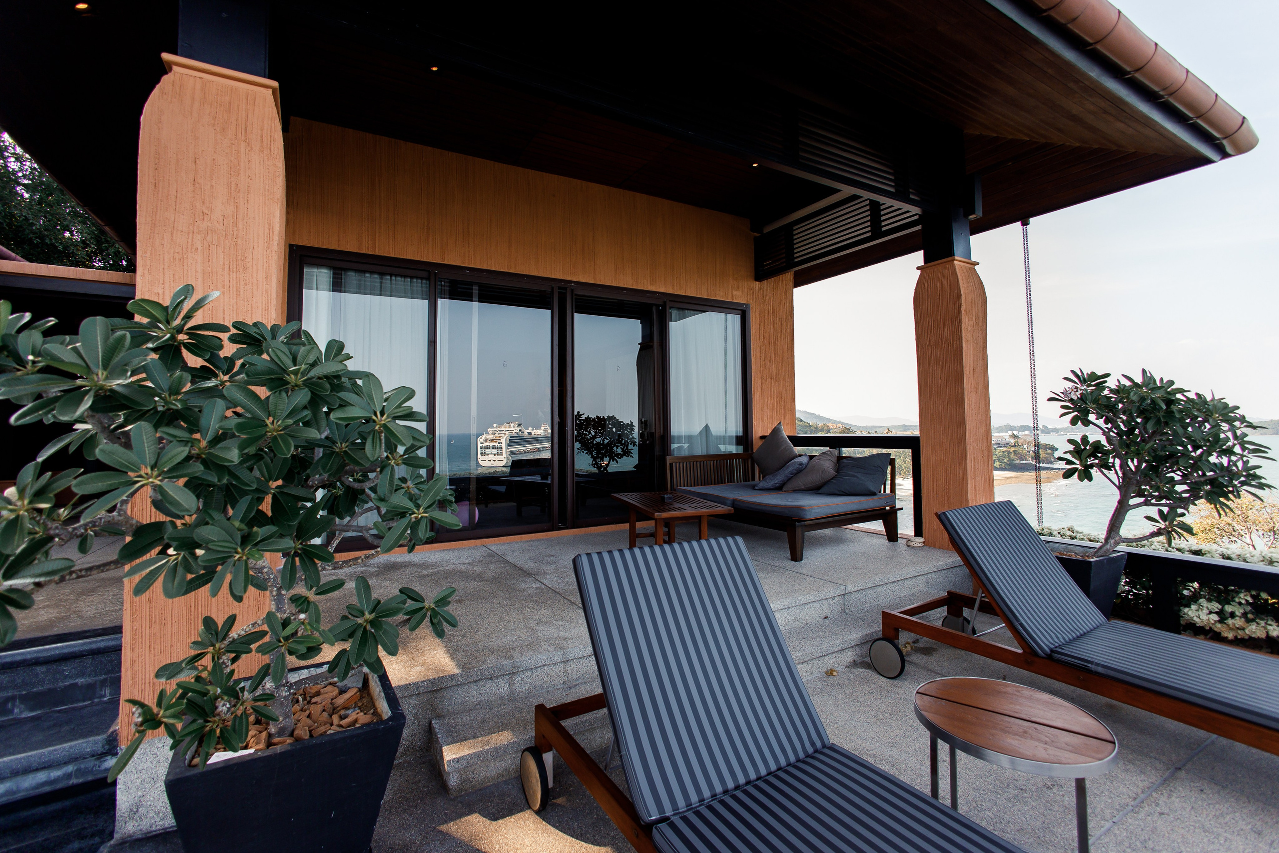 Свадьба с гостями на Пхукете. Фотограф на Пхукете в Таиланде