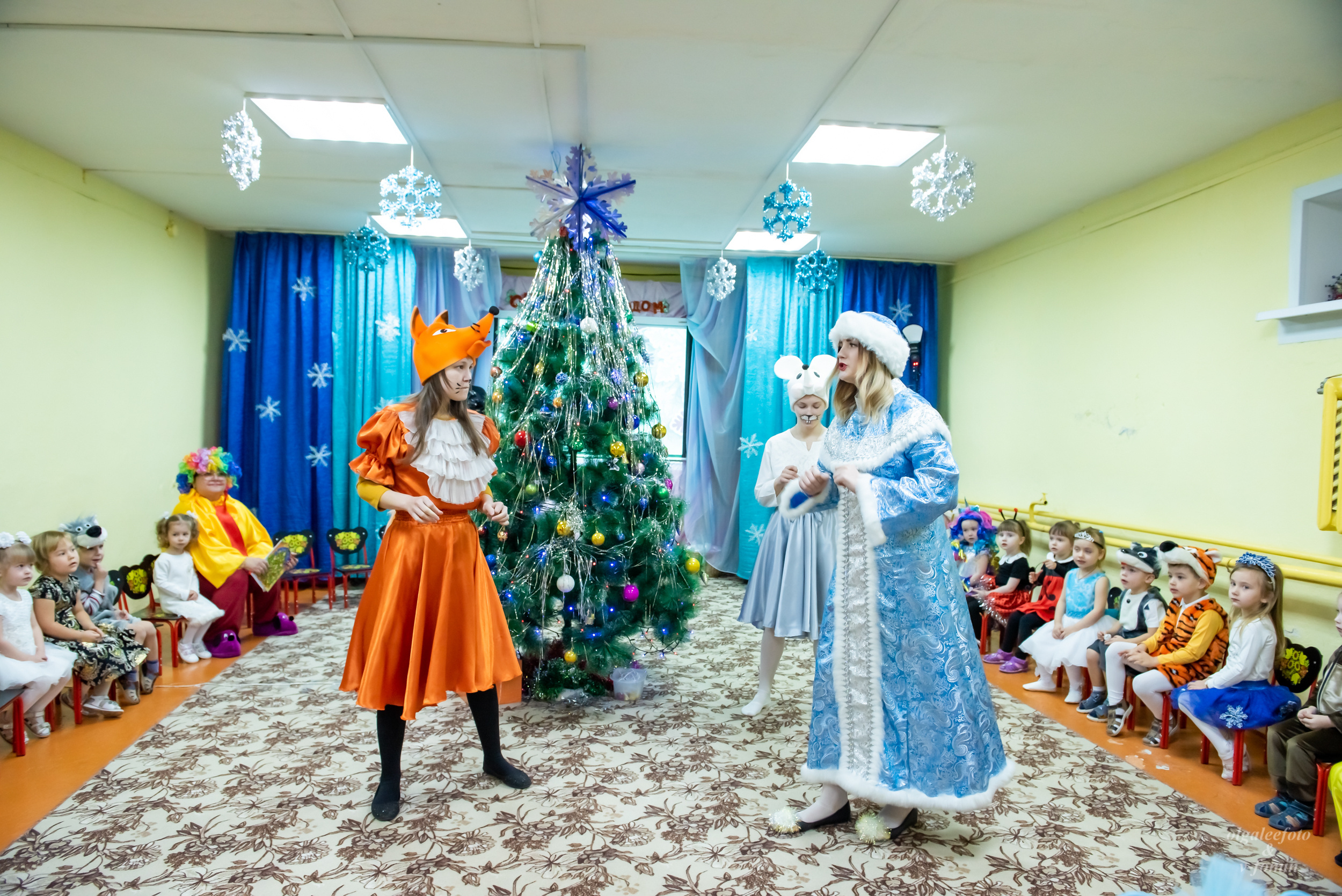 Утренник в саду. Ольга Ли свадебный семейный фотограф Иркутск