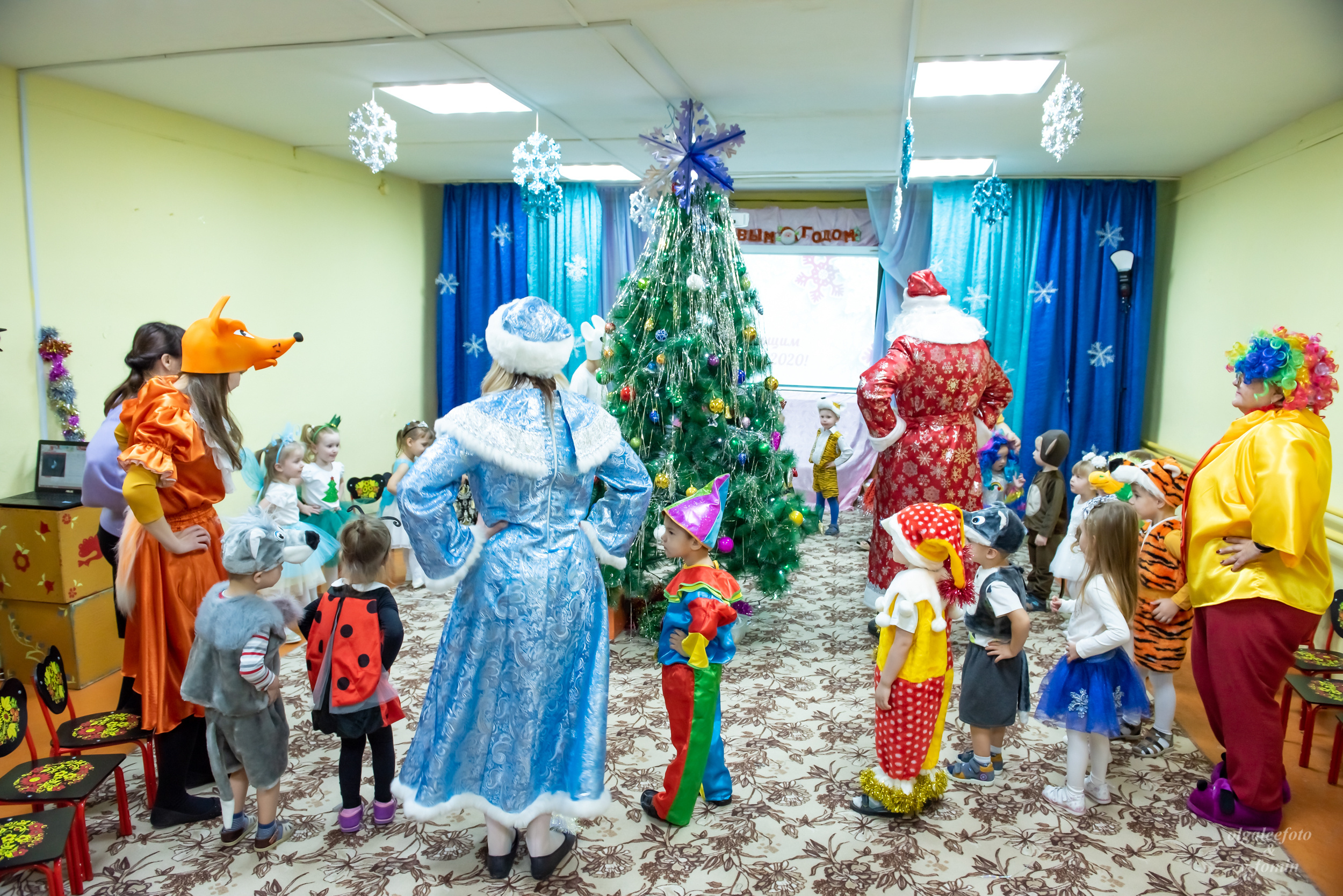 Утренник в саду. Ольга Ли свадебный семейный фотограф Иркутск
