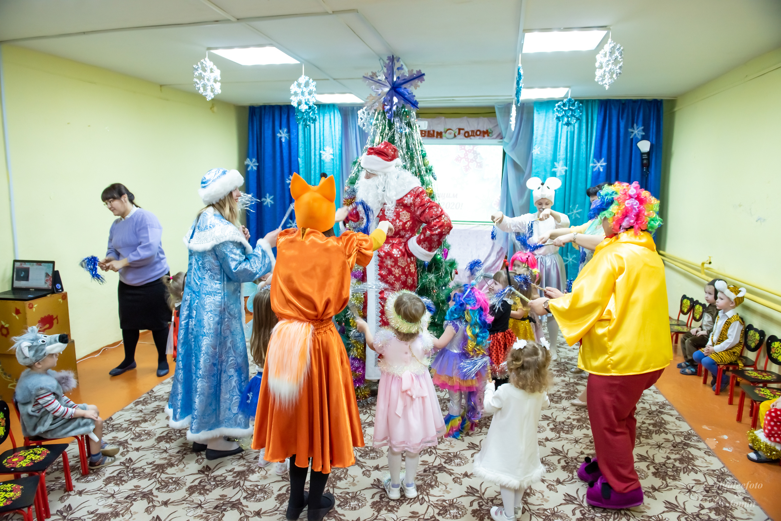 Утренник в саду. Ольга Ли свадебный семейный фотограф Иркутск