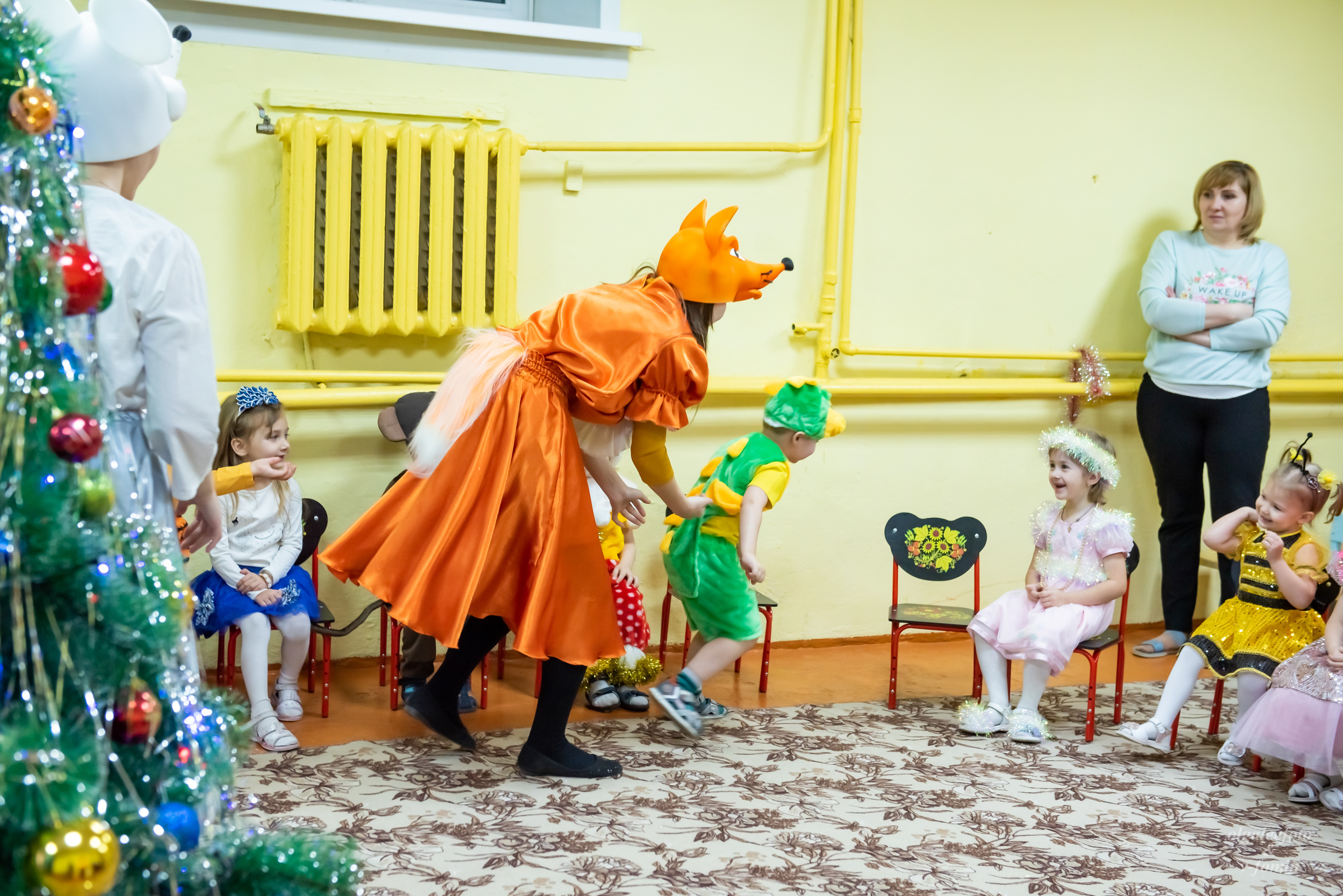 Утренник в саду. Ольга Ли свадебный семейный фотограф Иркутск