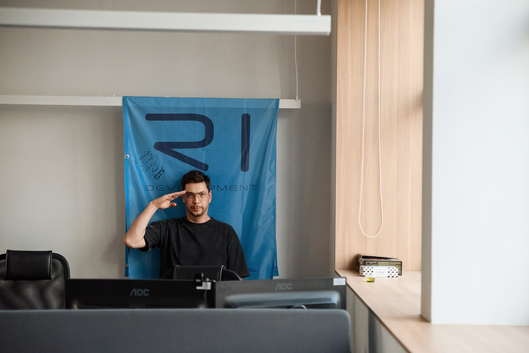 Репортажная сьёмка для R1.Lab Открытие нового офиса!. Константин Солодянкин — свадебный и репортажный фотограф в Екатеринбурге и Верхней Пышме