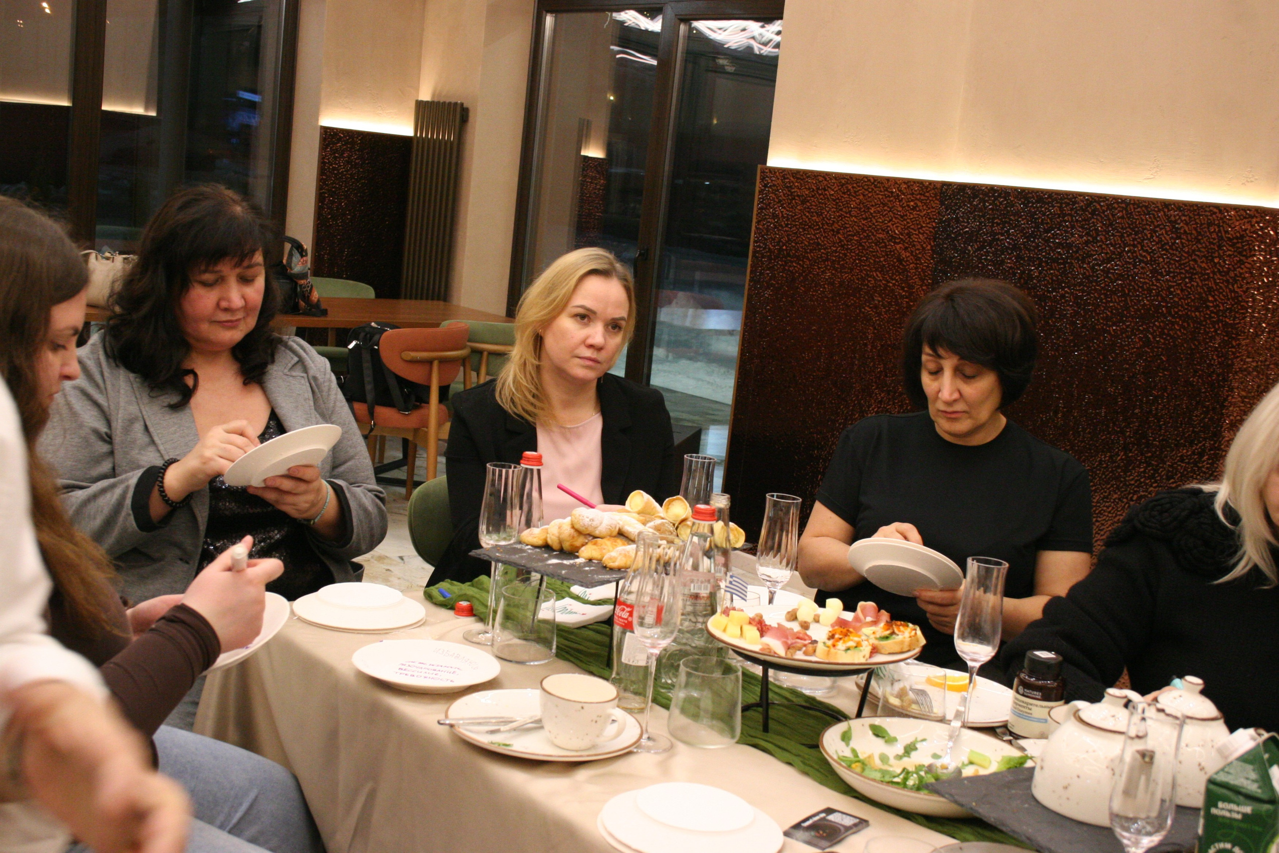 Антистресс Девичник в Агора Лофт. Креативный фотограф