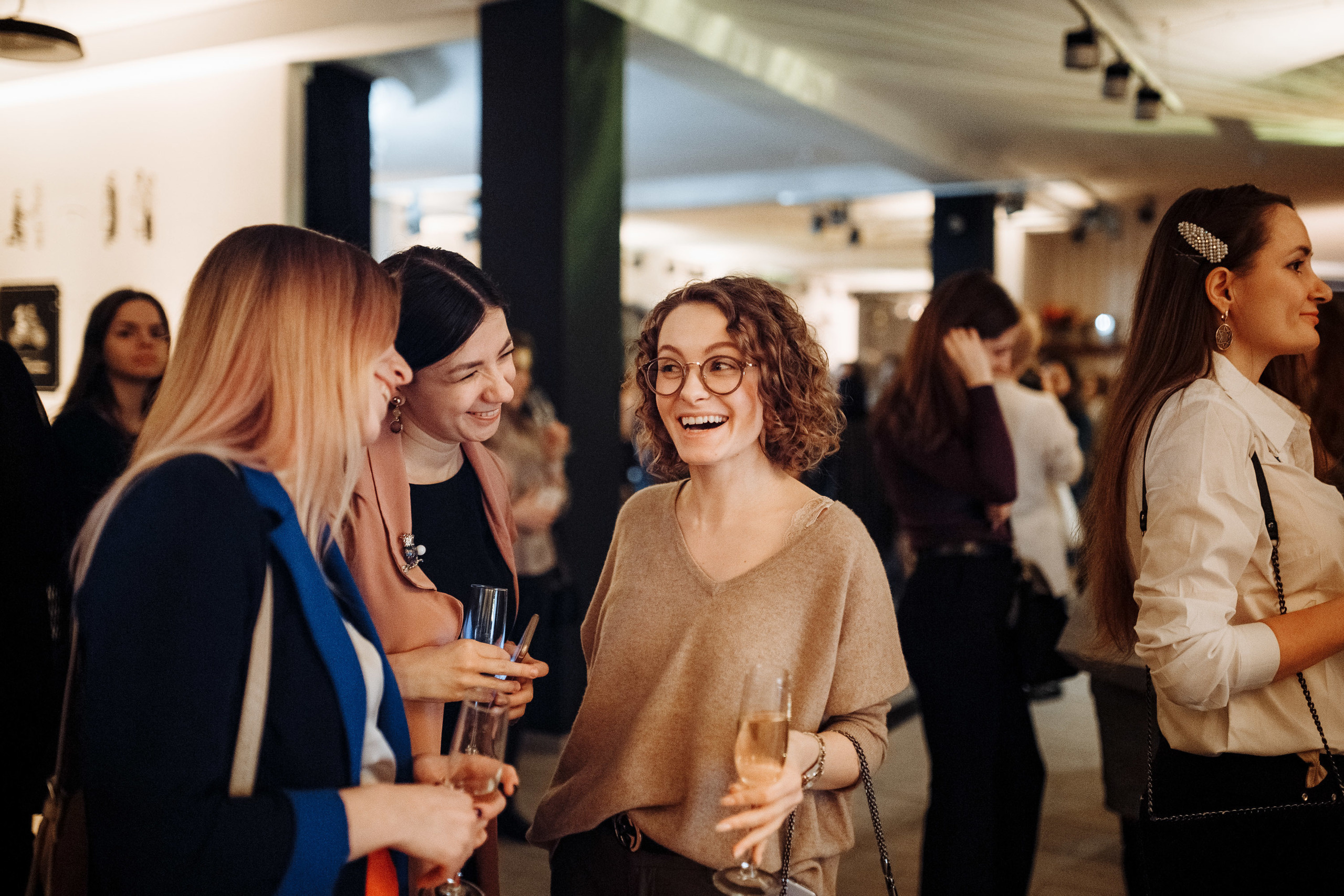 Показ свадебные платья москва. Антон Прокопенков Свадебный Фотограф +7(916) 013-35-12