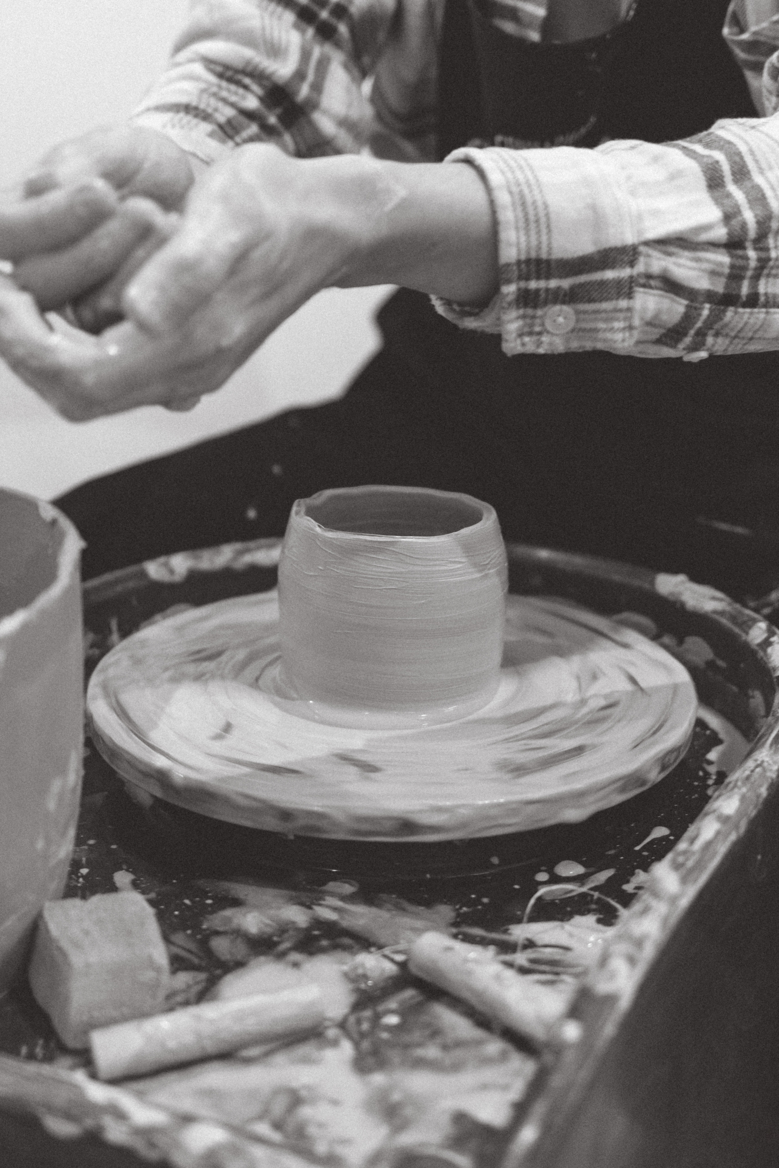 Фотосессия в гончарной мастерской в Калининграде. Портретный фотограф в Калининграде Рита Холодова